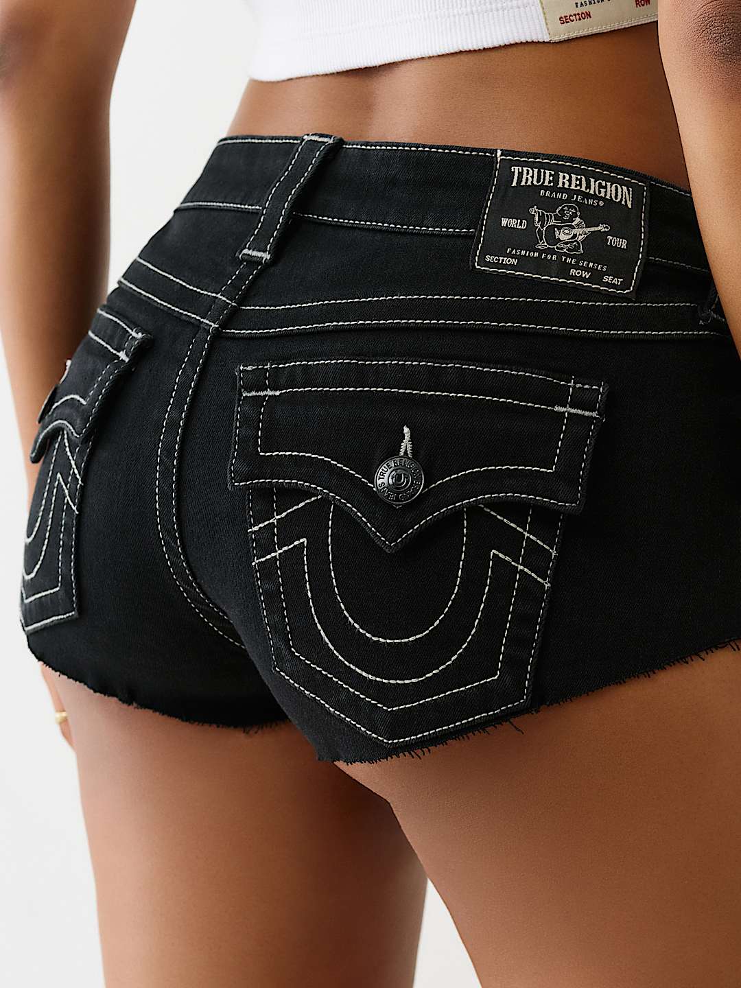 SPICY MID RISE SHORT