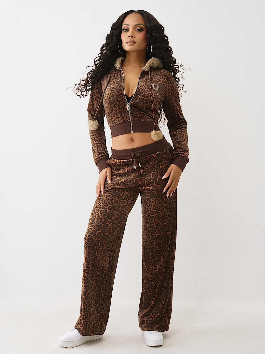 VELOUR CRYSTAL HORSESHOE STRAIGHT LEG SWEATPANT, image 2