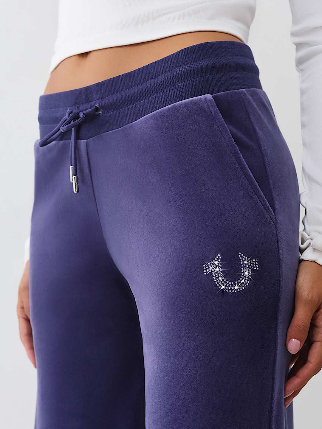 VELOUR CRYSTAL HORSESHOE STRAIGHT LEG SWEATPANT, image 2