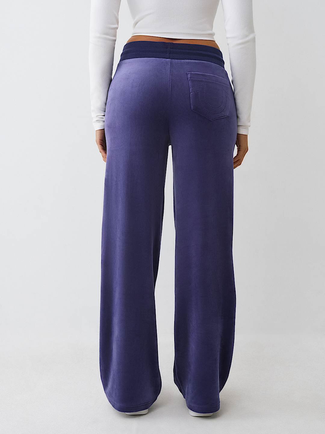 VELOUR CRYSTAL HORSESHOE STRAIGHT LEG SWEATPANT, image 5