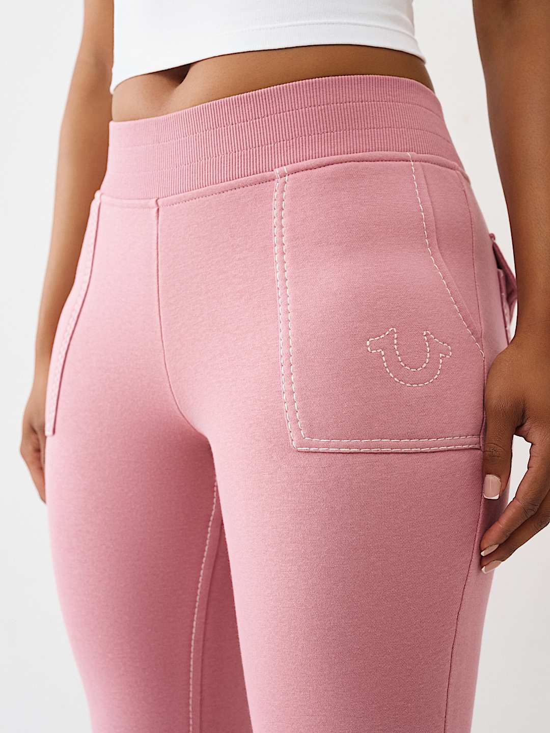 PANTALONES DEPORTIVOS ACAMPANADOS BIG T, image 6