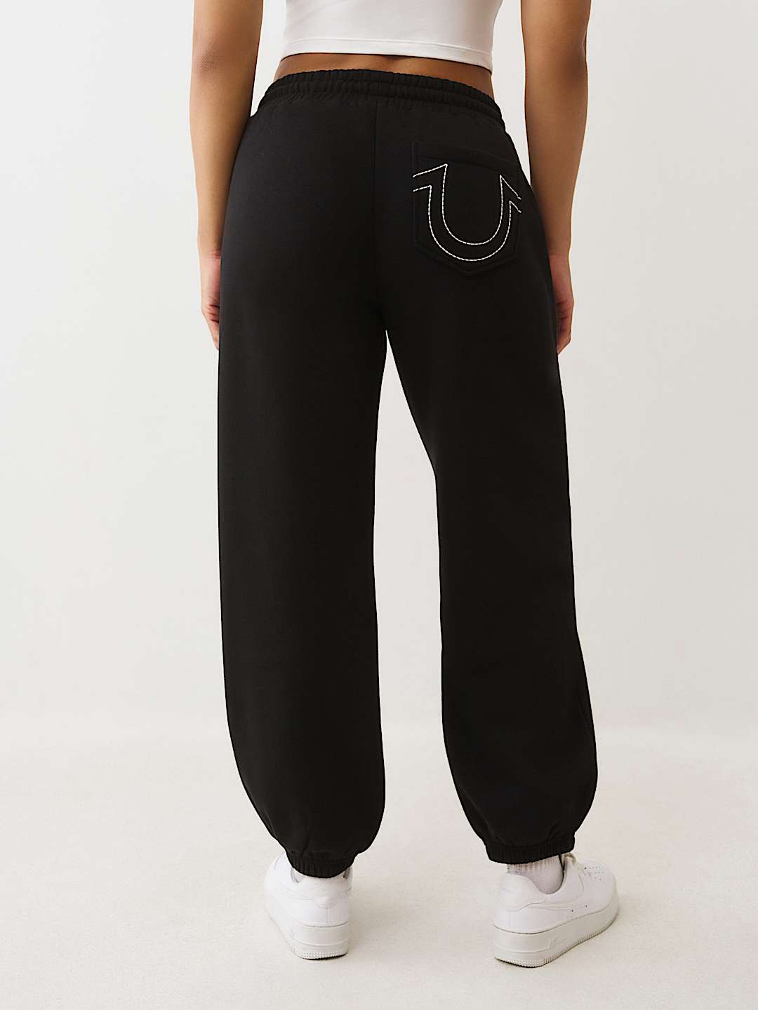 PANTALONES JOGGER CARPINTEROS BOYFRIEND CON TACHAS, image 4