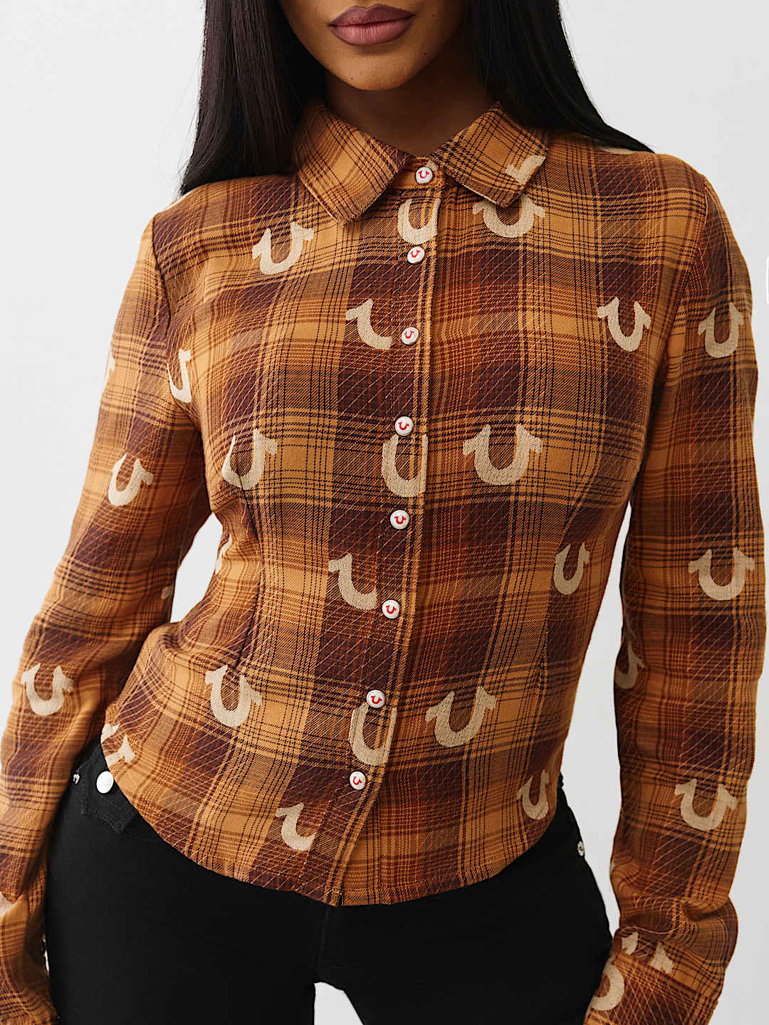 BLUSA TEJIDA A CUADROS CON HERRADURAS, image 6