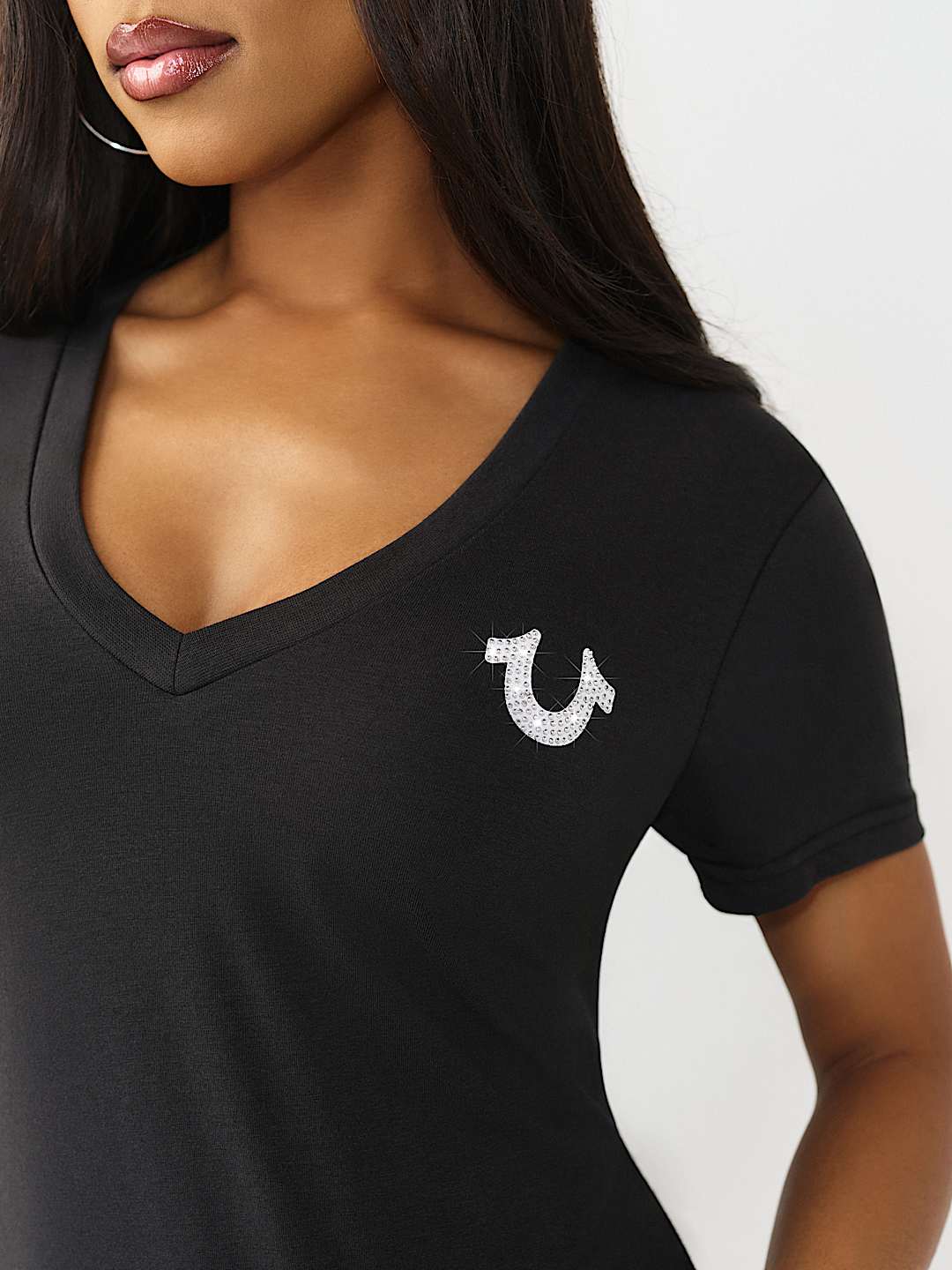 CRYSTAL V-NECK TEE, image 6