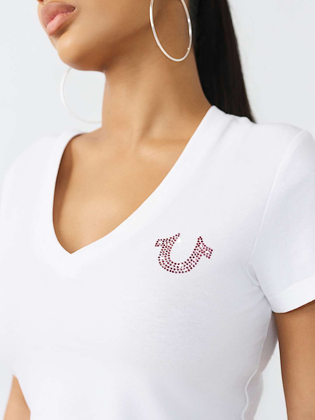 CRYSTAL LOGO V-NECK TEE, image 5