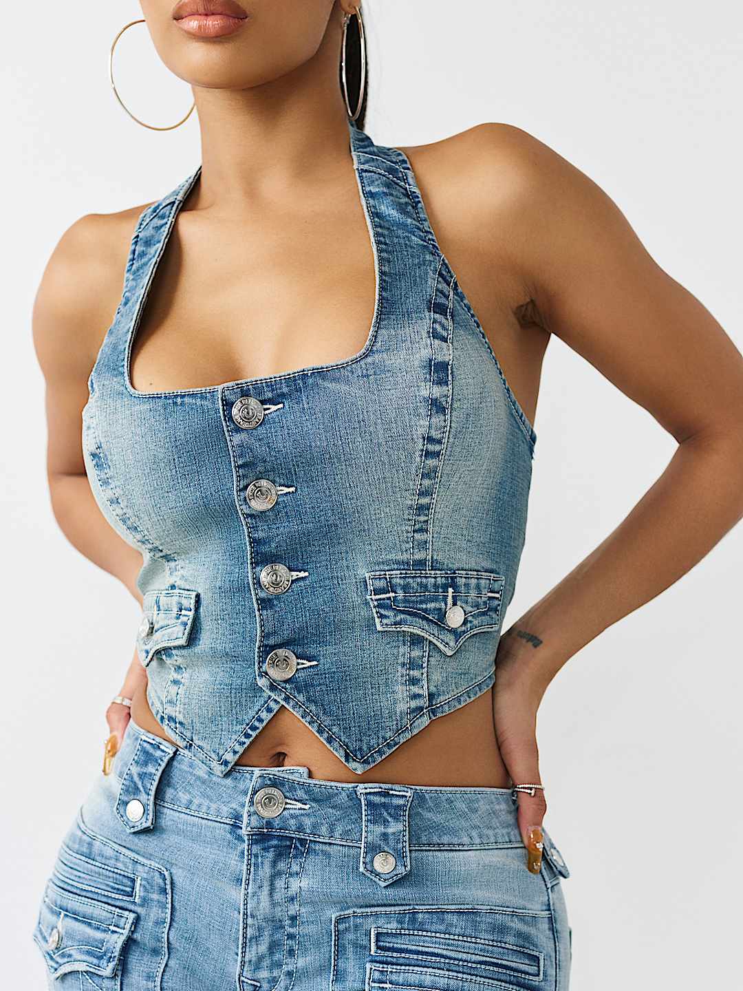 CHALECO DE MEZCLILLA CON CUELLO REDONDO DE ESTILO CORS&Eacute;, image 3