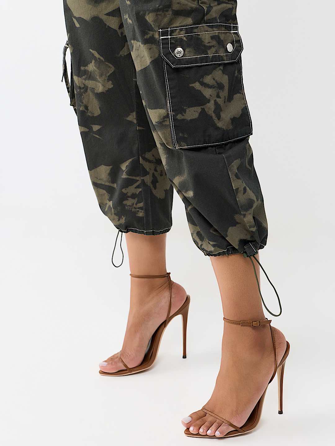 Y2K CARGO MID RISE CAPRI