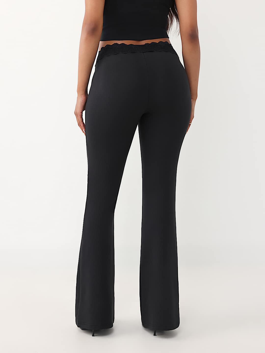 PANTALON COUPE BOTILLON AVEC TAILLE EN DENTELLE ET CRISTAUX, image 6