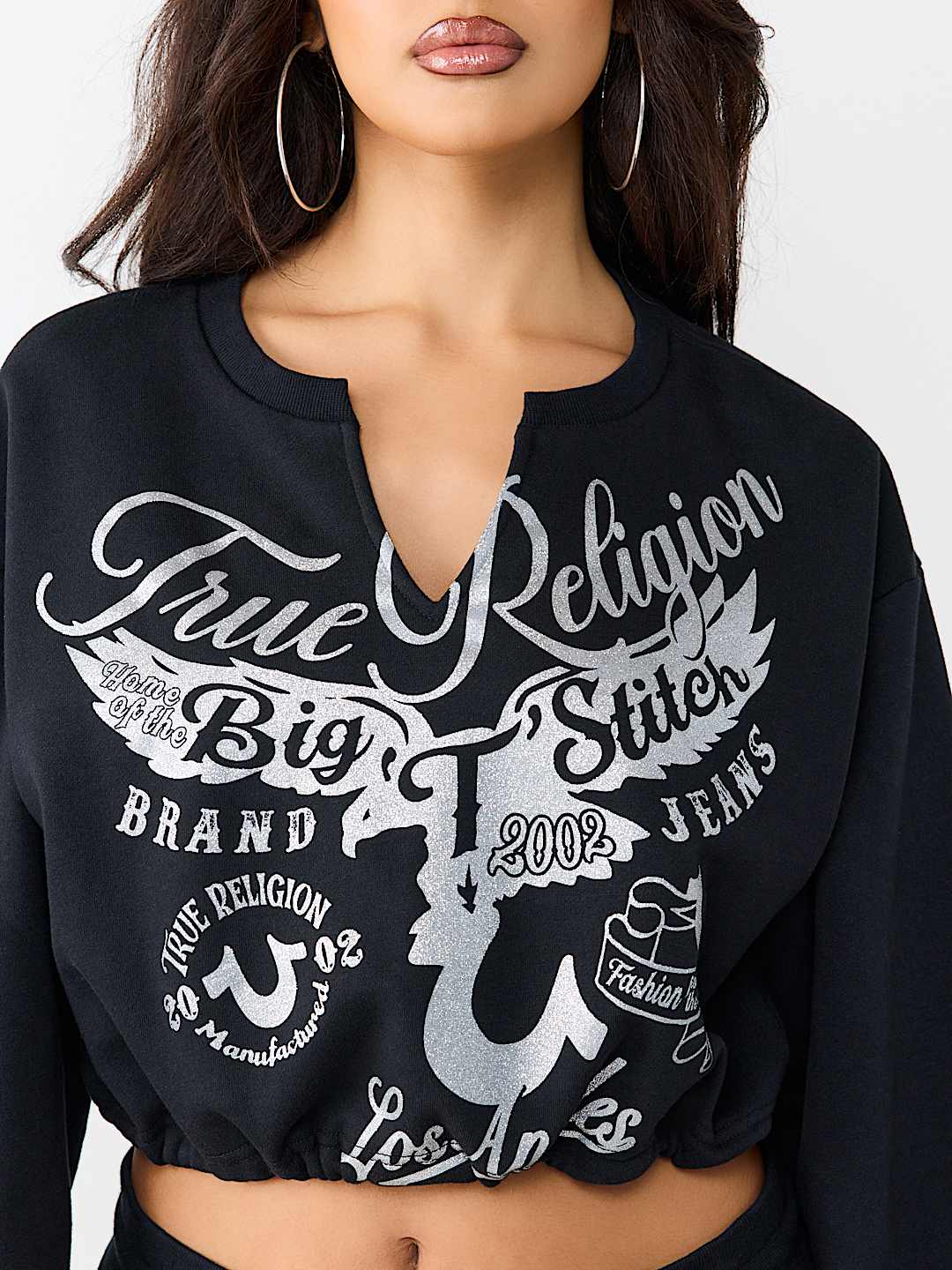 V-NOTCH PULLOVER TOP