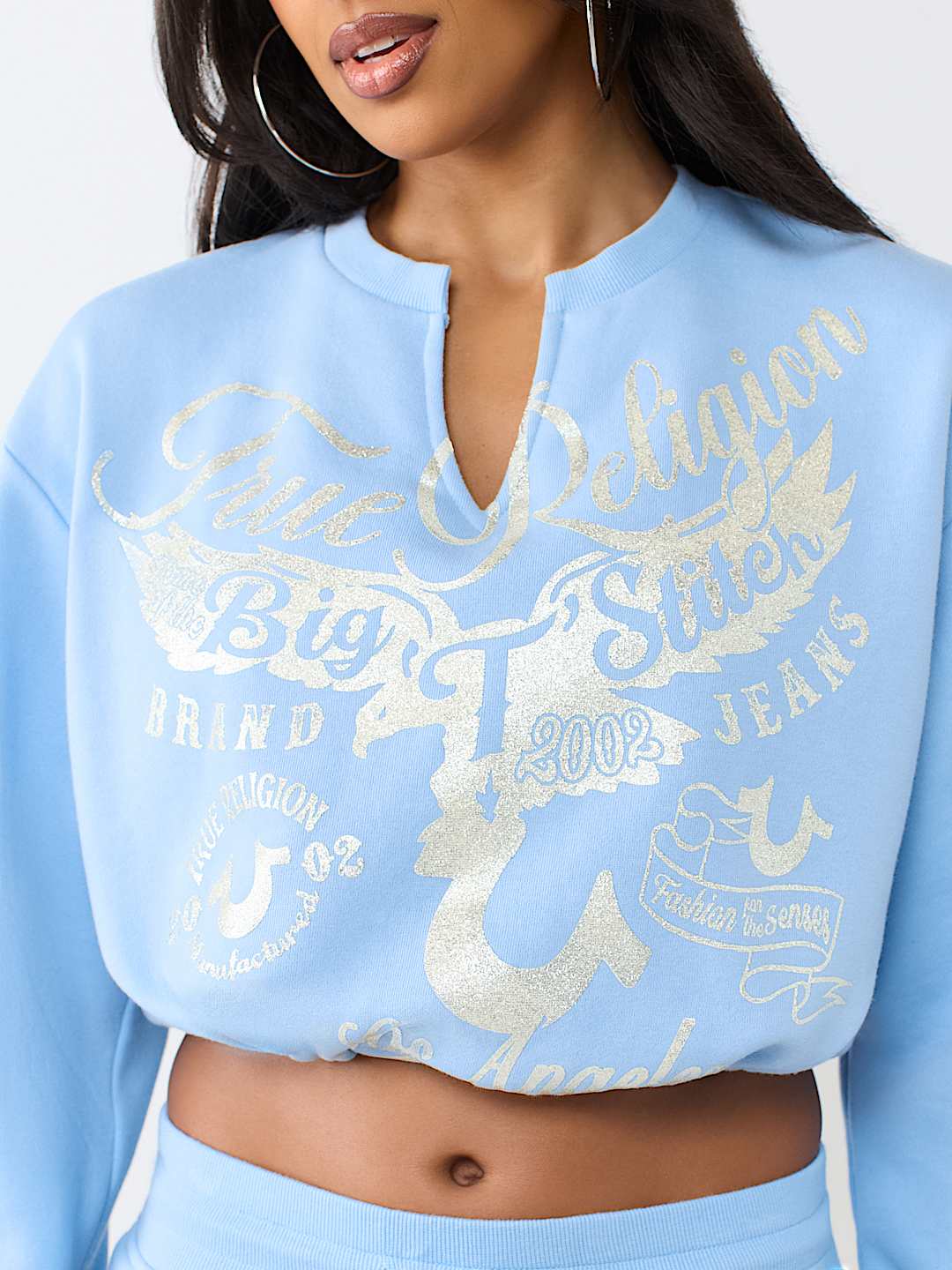 V-NOTCH PULLOVER TOP