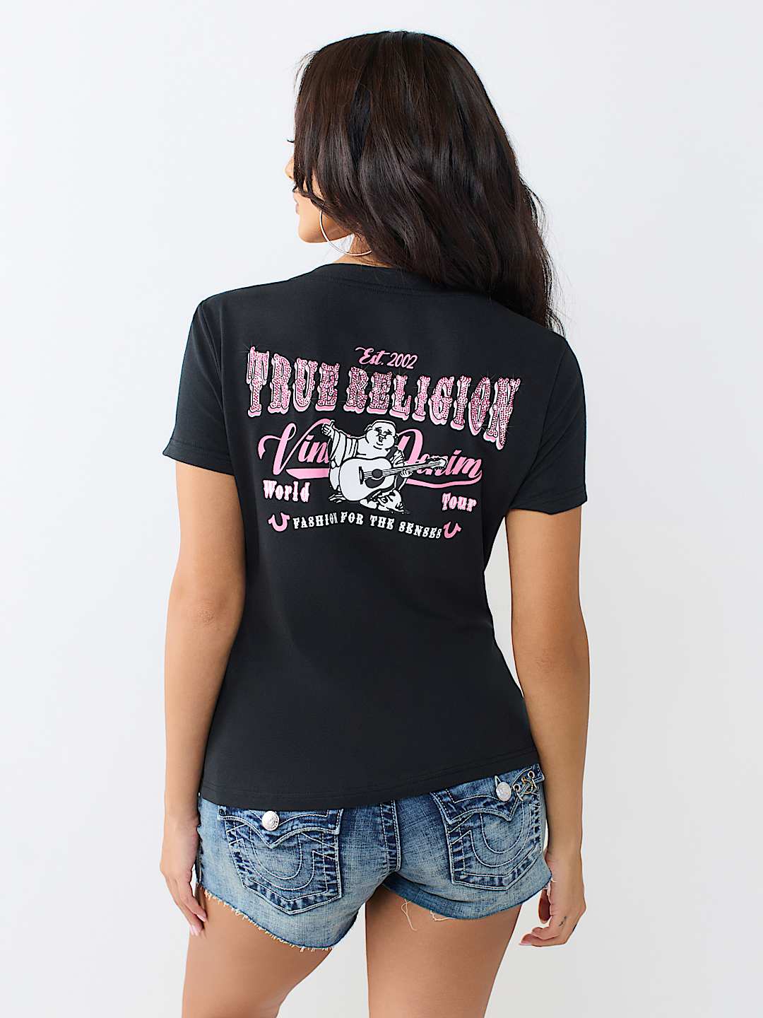 CLASSIC V-NECK TEE