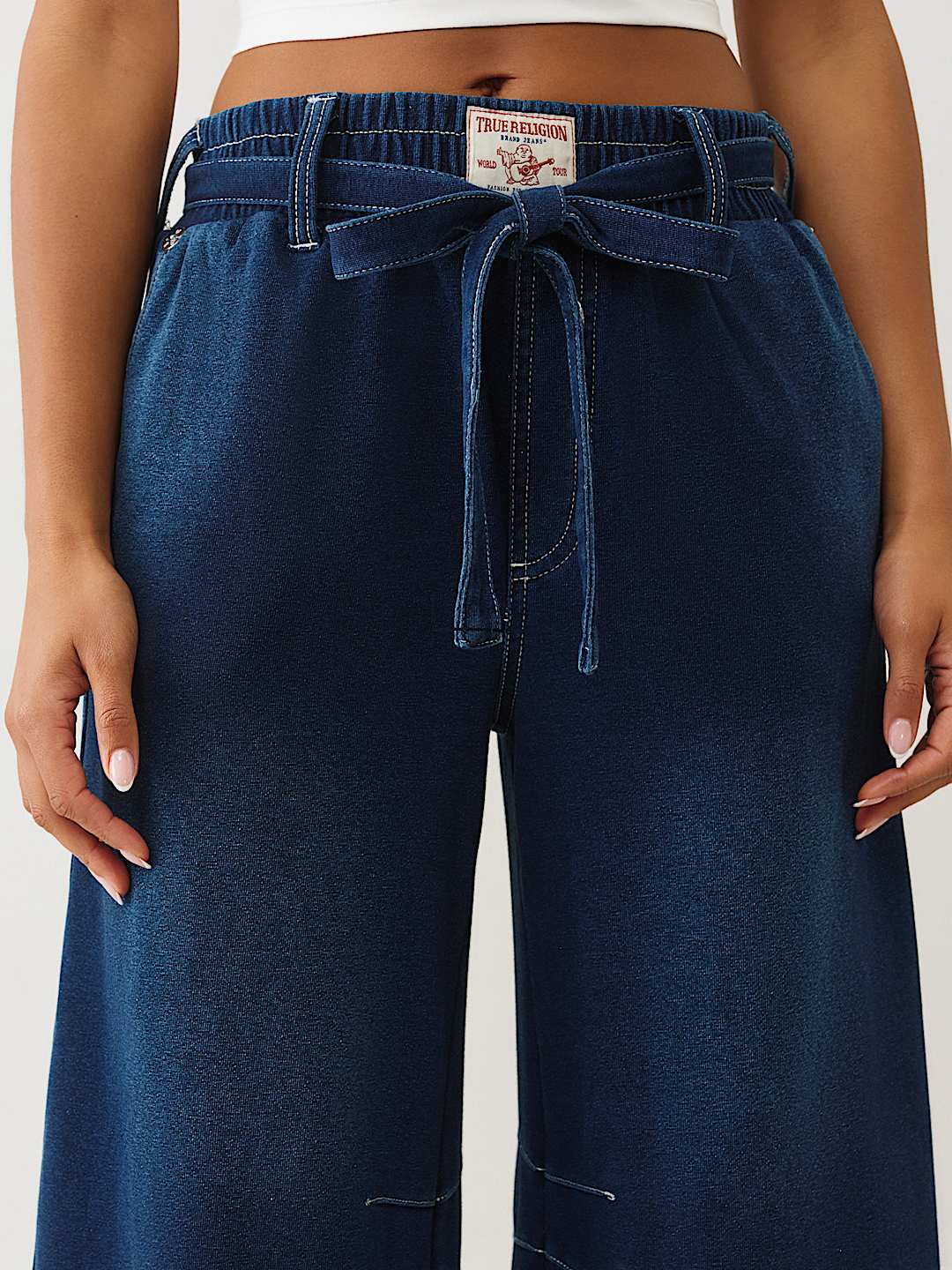 PANTALON EN MOLLETON COUPE BALLON D&Eacute;LAV&Eacute; INDIGO