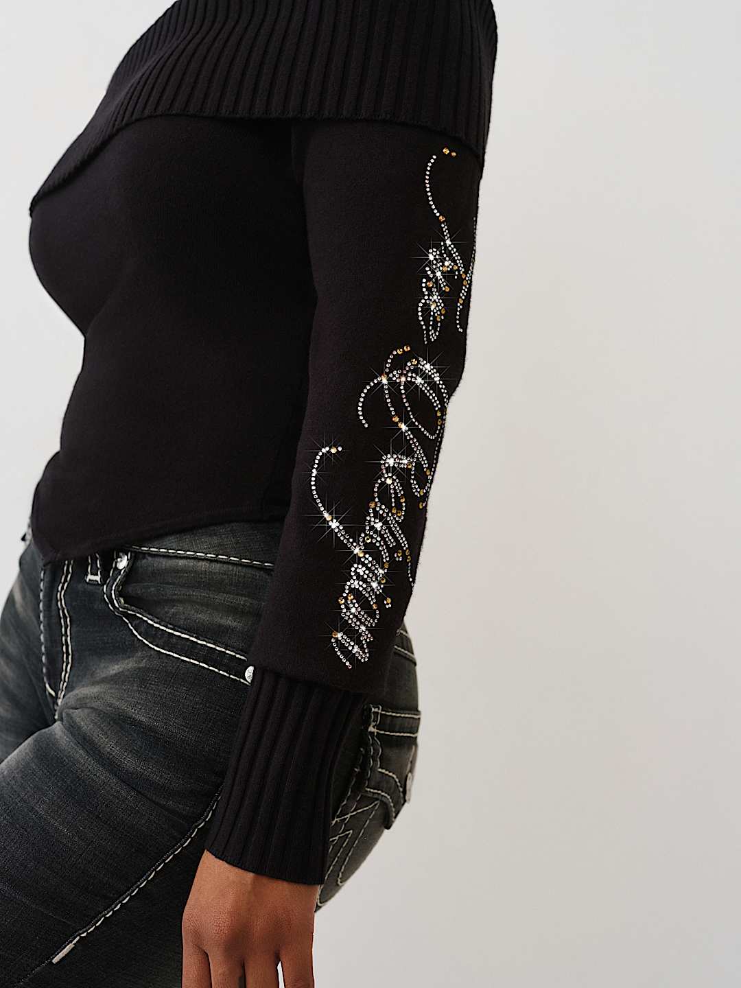 ASYMMETRICAL OFF-THE-SHOULDER SWEATER, image 6