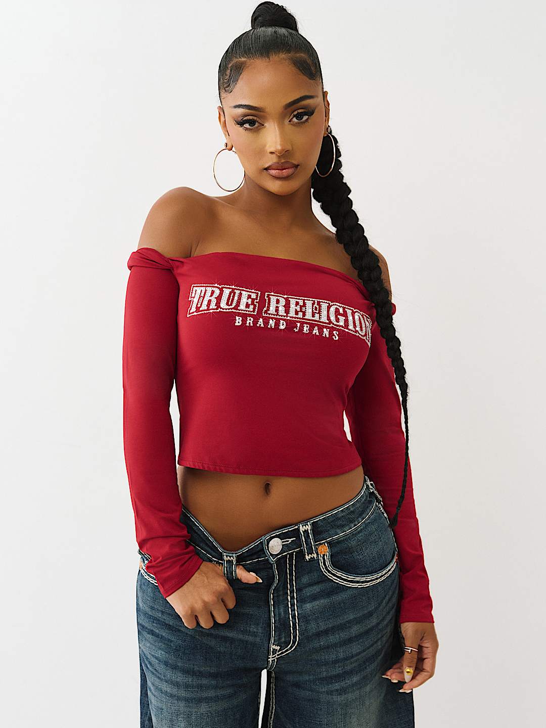 OFF-THE-SHOULDER TWIST TOP