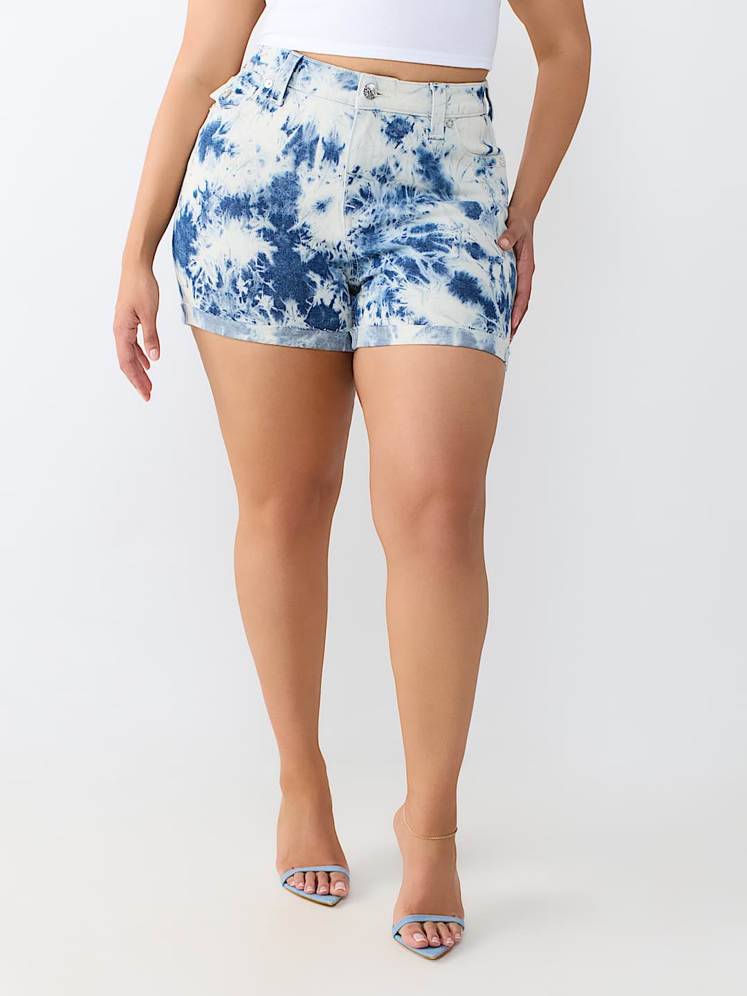 PLUS JENNIE MID RISE FLAP CURVY SHORT