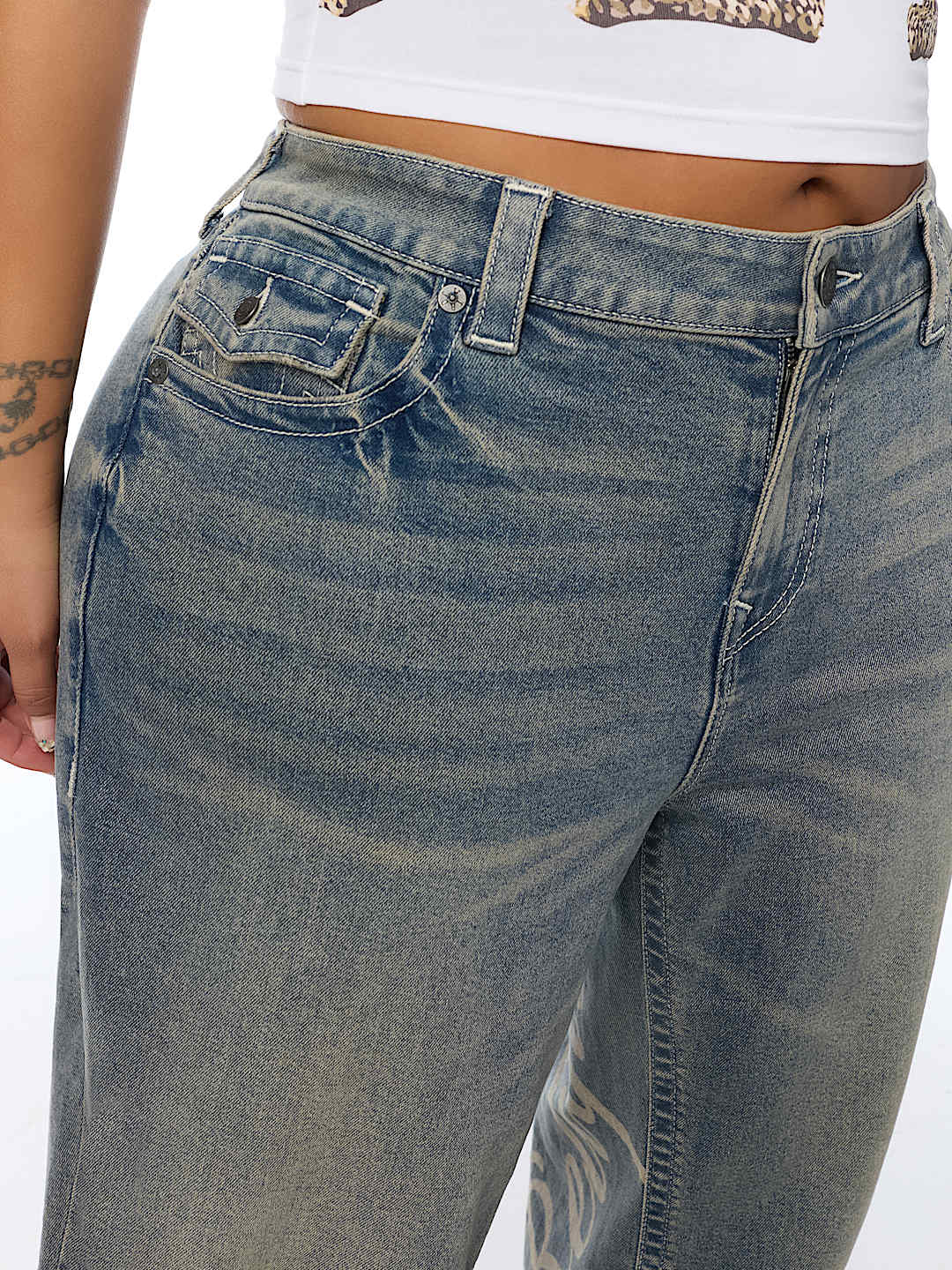 PLUS BOBBI MID RISE LOGO SCRIPT FLAP BAGGY JEAN