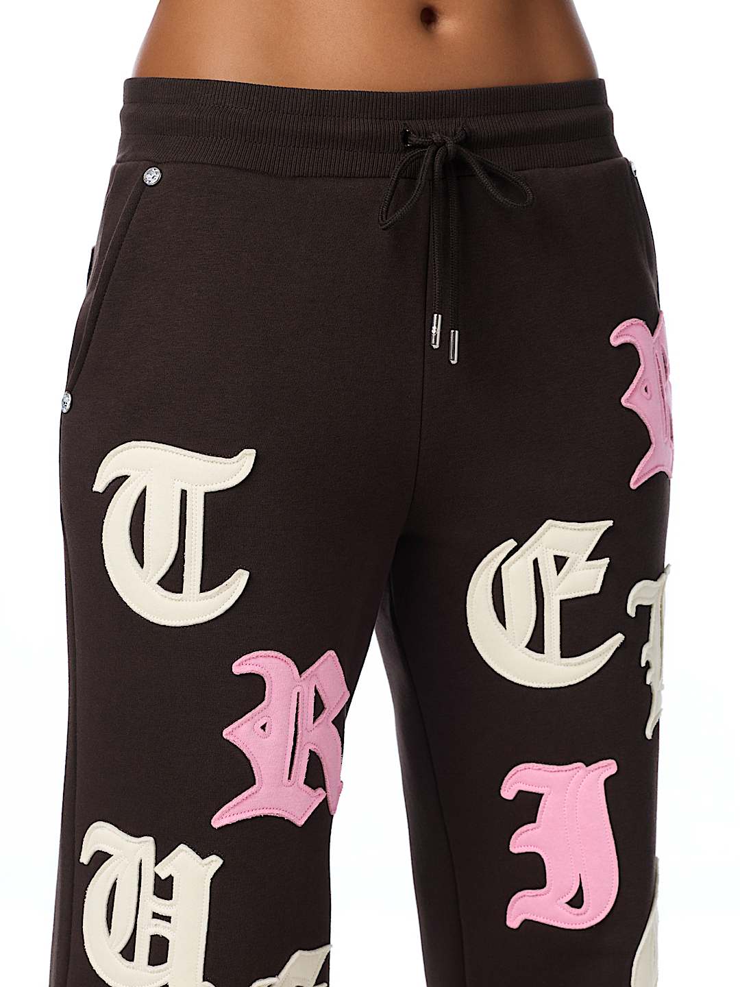 APPLIQU&Eacute; MID RISE STRAIGHT LEG SWEATPANT