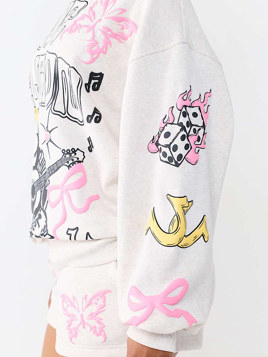 DOODLE ALLOVER PRINT BOYFRIEND PULLOVER 
