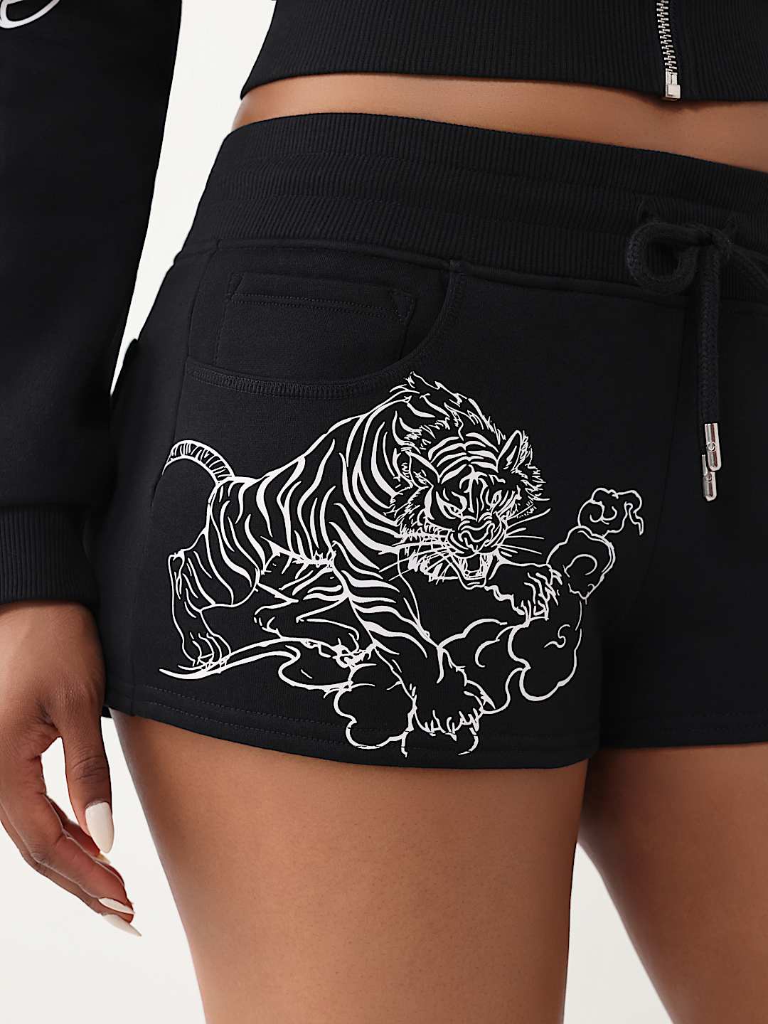 JOEY LOW RISE EMBROIDERED TIGER SHORT, image 6