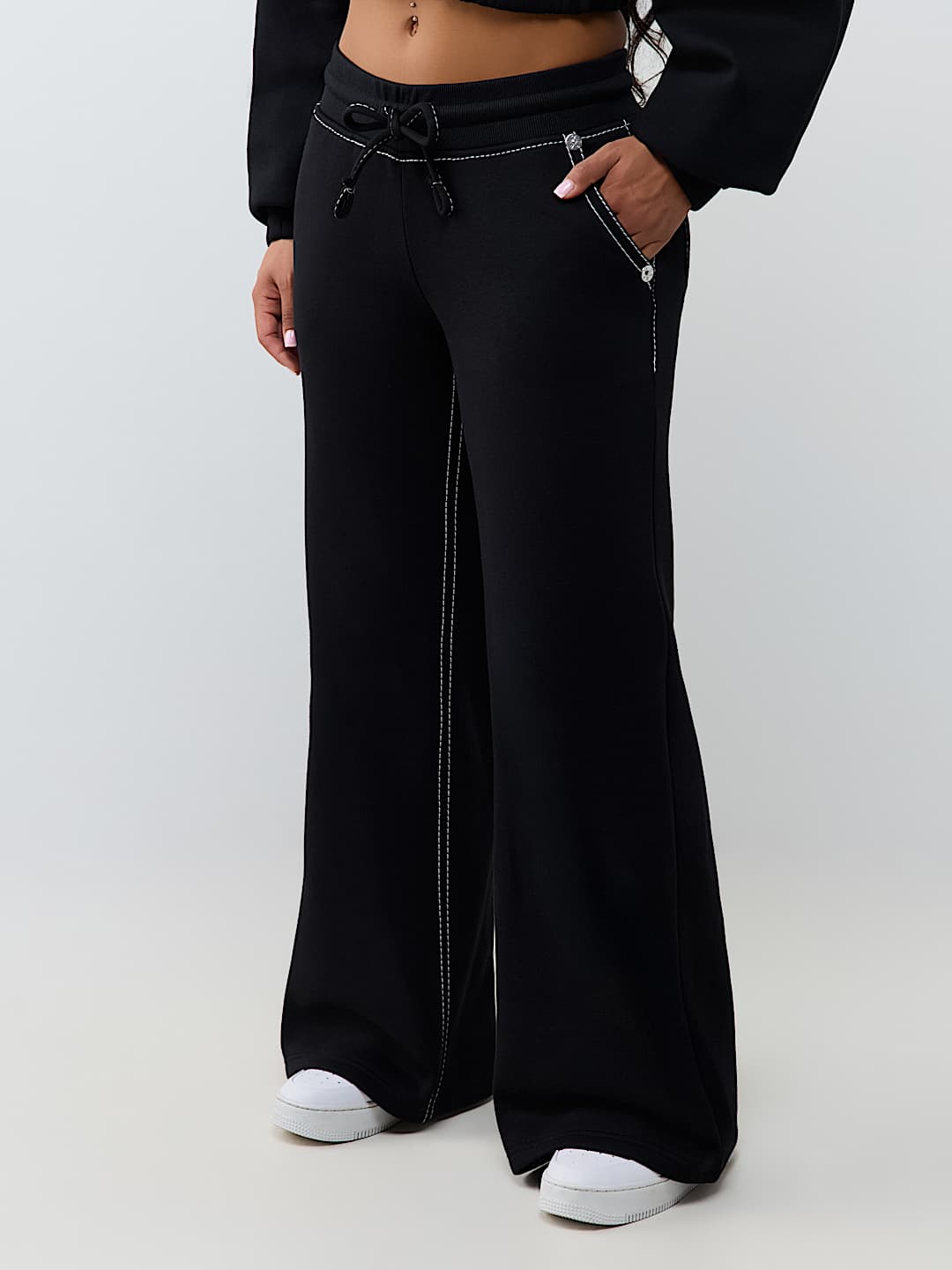 BECCA MID RISE BIG T CARGO BOOTCUT SWEATPANT