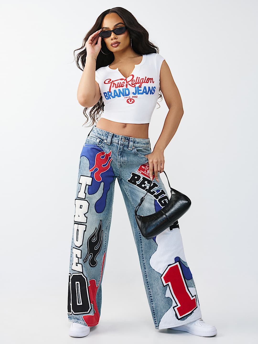 CRYSTAL LOGO NOTCHED RIBBED BABY TEE, image 3