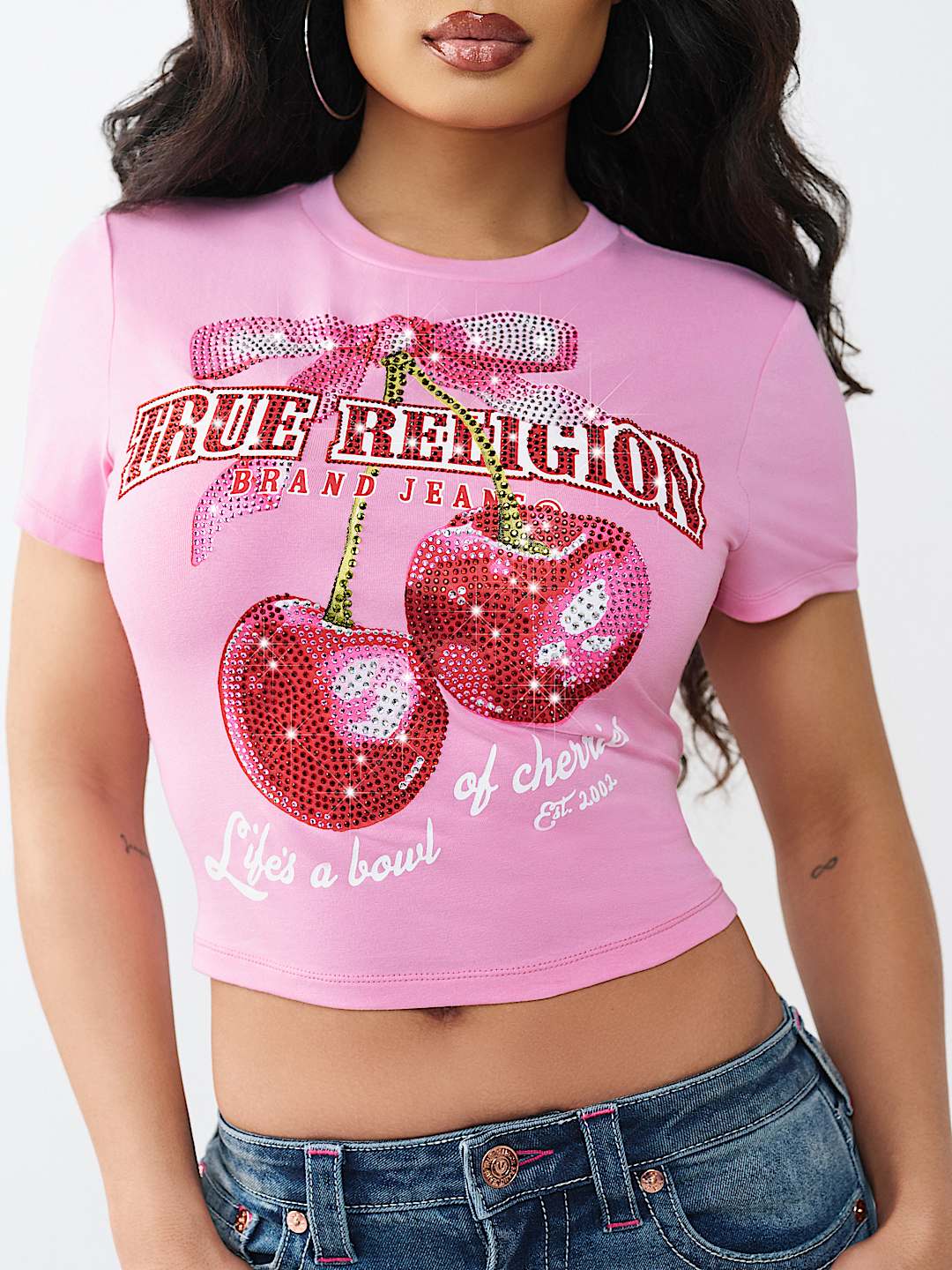 CAMISETA CORTA CON CEREZA, image 1