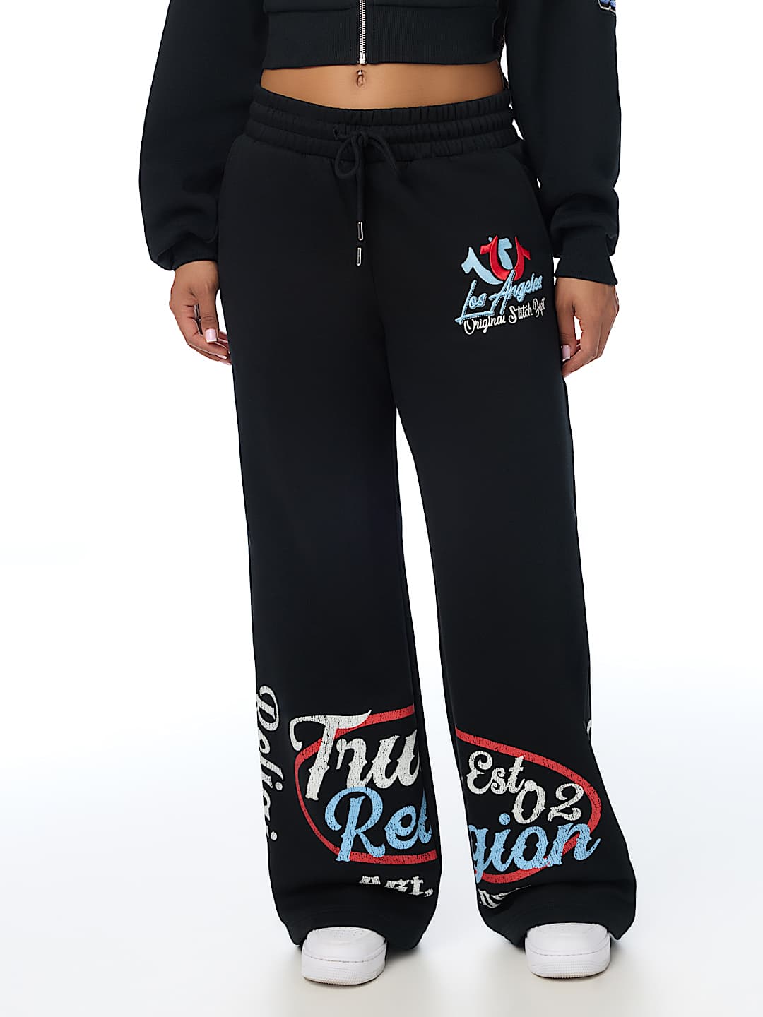 EMBROIDERED MID RISE WIDE LEG SWEATPANT