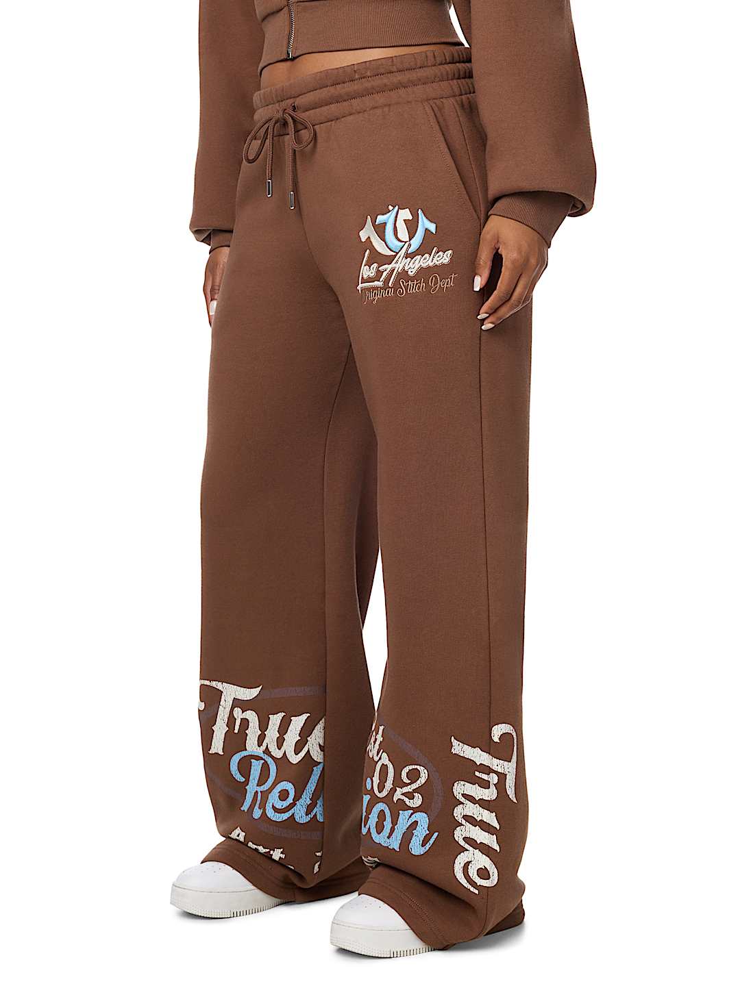 EMBROIDERED MID RISE WIDE LEG SWEATPANT