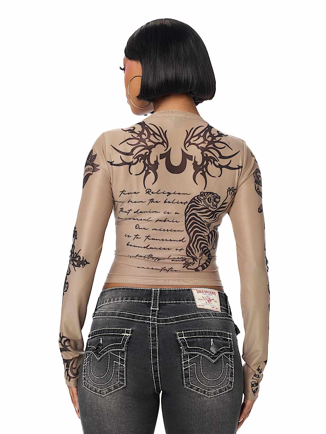 SCOOP NECK TATTOO LONG SLEEVE TOP
