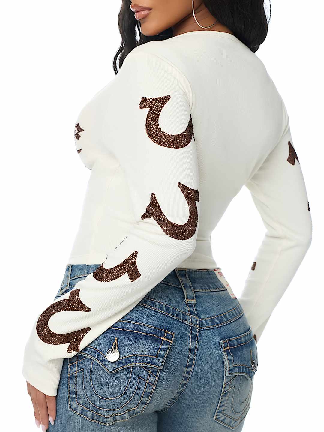 CRYSTAL SCRIPT LONG SLEEVE NOTCH RIBBED TEE