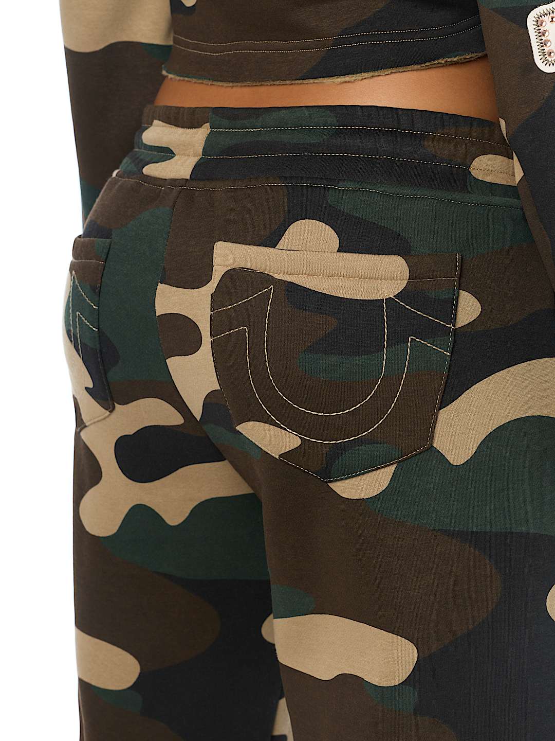 APPLIQU&Eacute; CAMO LOW RISE STRAIGHT LEG SWEATPANT