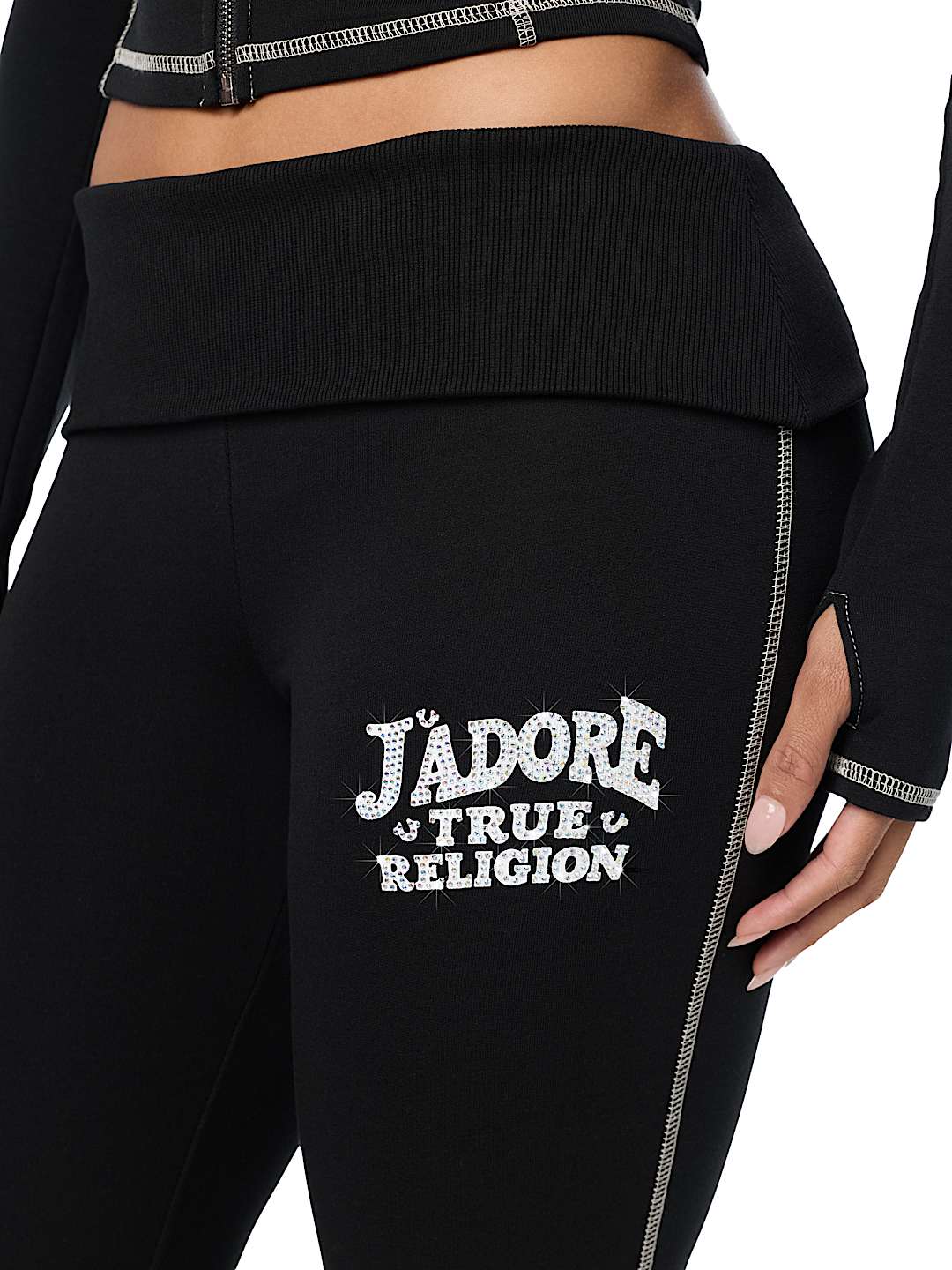 PANTALON COUPE BOTTILLON &Agrave; TAILLE &Agrave; REVERS ET LOGO &laquo;&nbsp;J&rsquo;ADORE&nbsp;&raquo; EN CRISTAUX