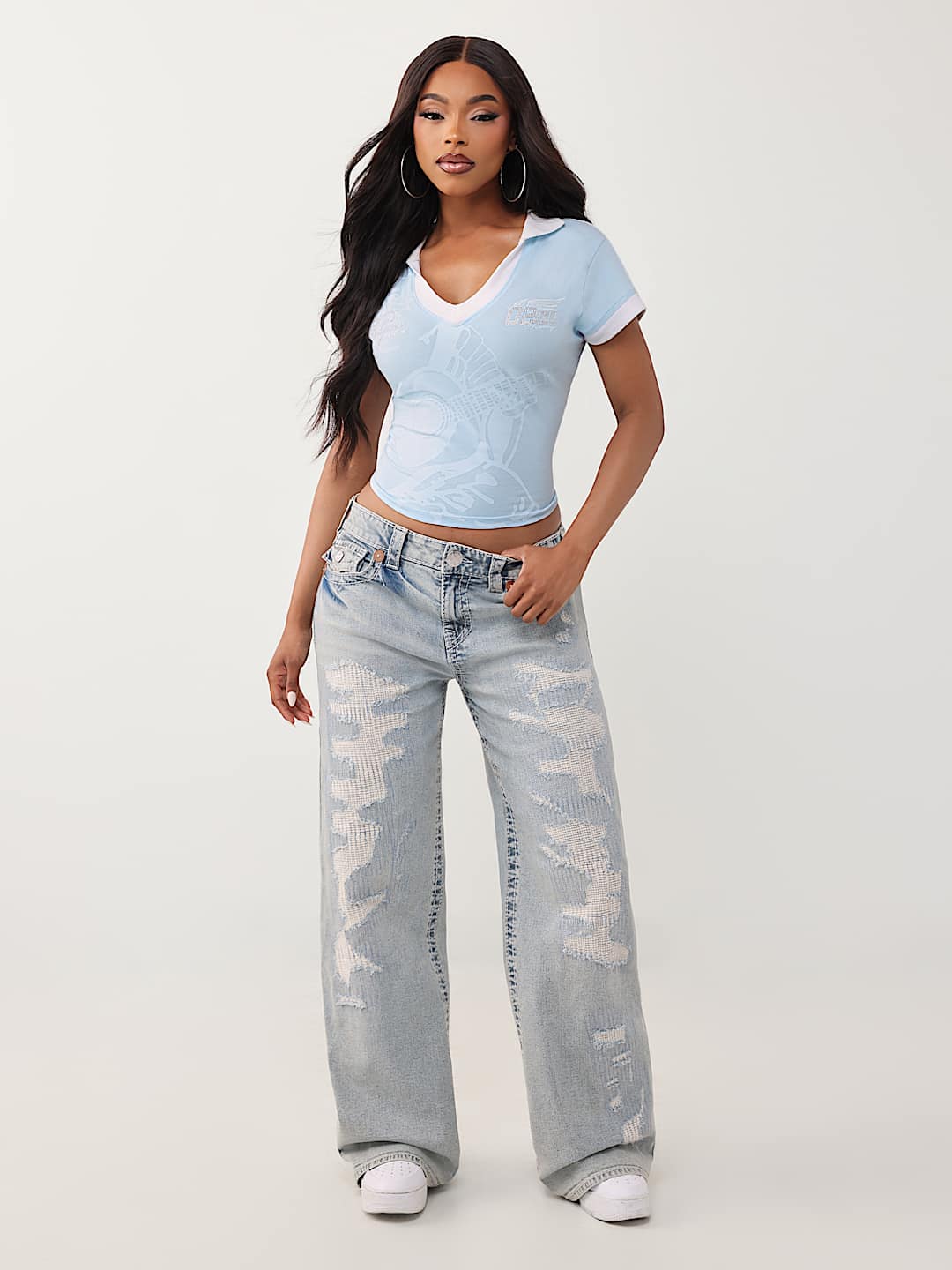 CAMISETA DEPORTIVA CON CUELLO Y ESPALDA ABIERTA, image 3