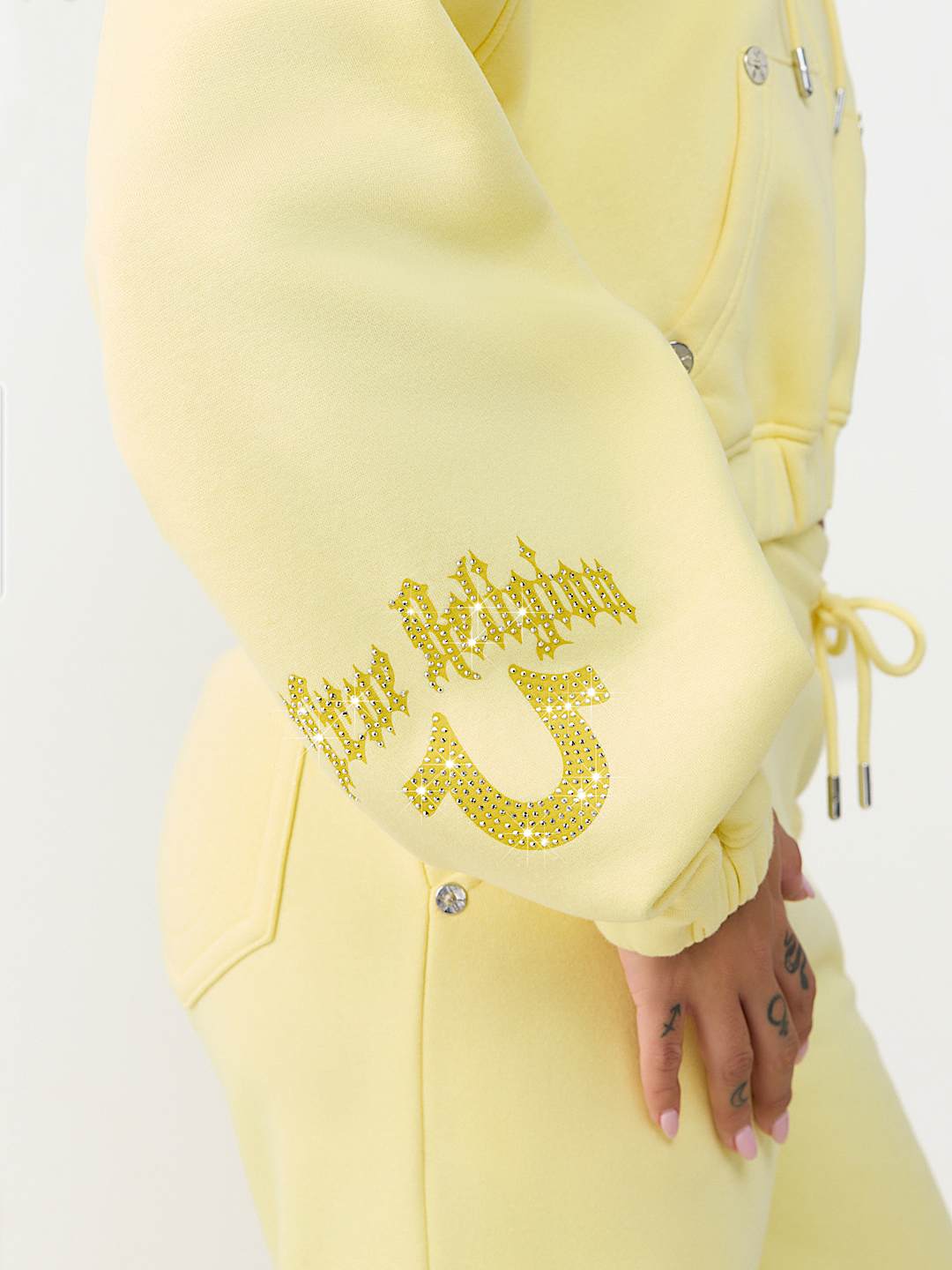 GIRLFRIEND ZIP HOODIE