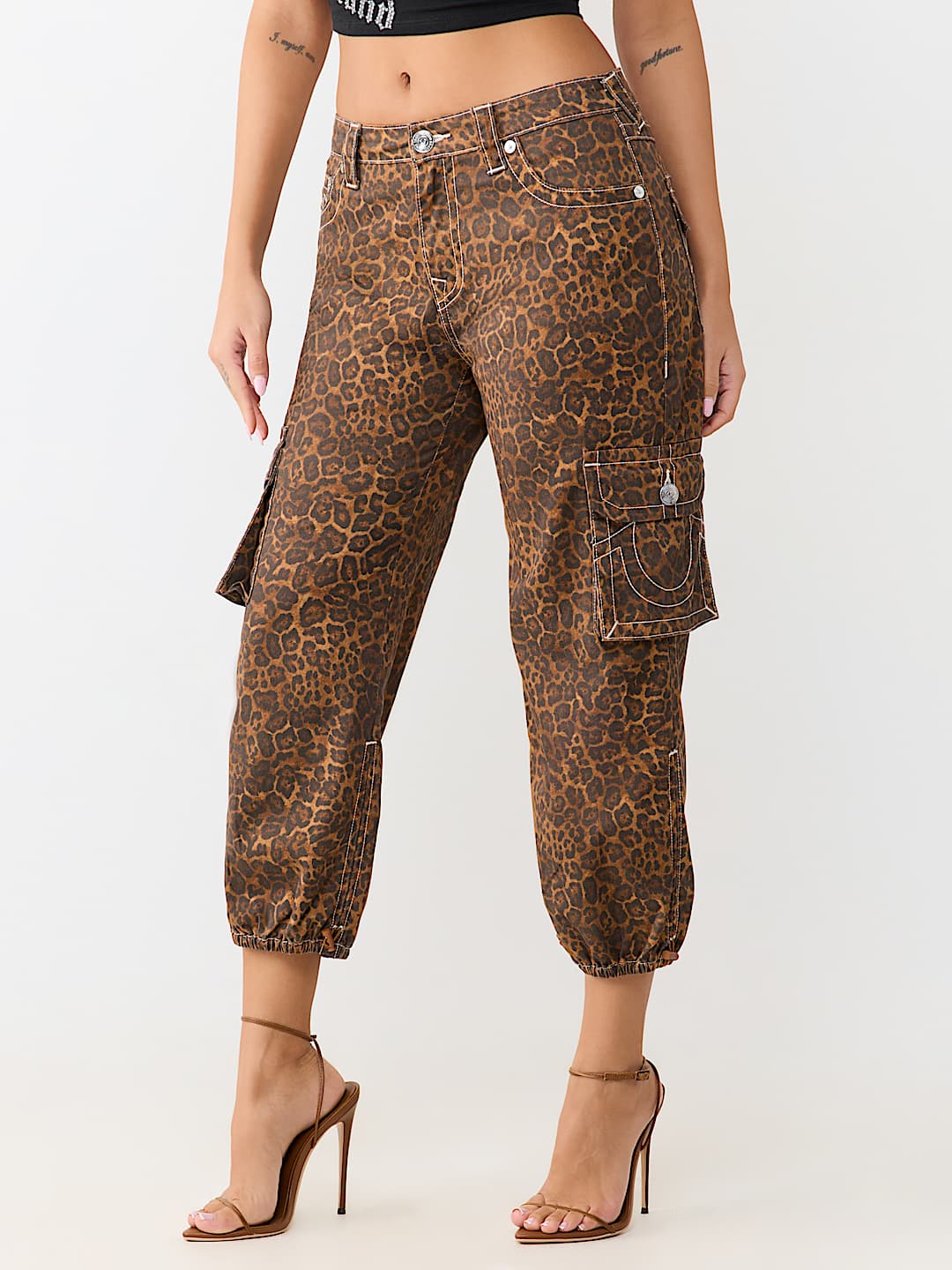 LEOPARD CARGO CURVY CAPRI