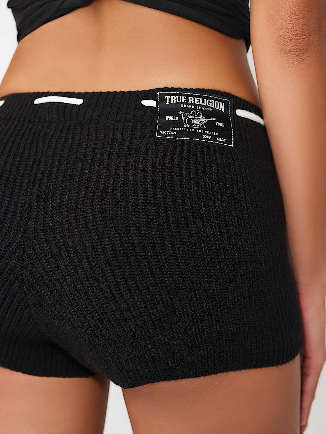 HERITAGE CROCHET MINI SHORT