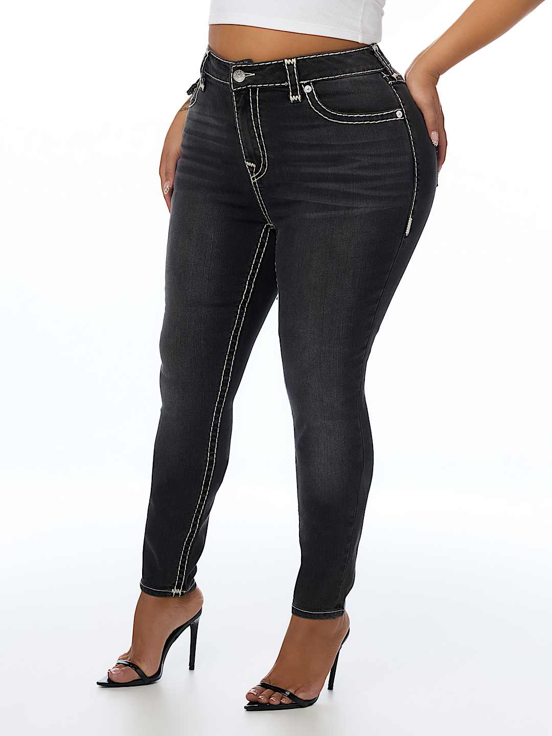 PLUS JENNIE MID RISE SUPER T CURVY SKINNY JEAN