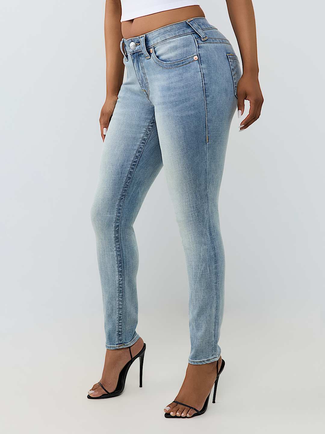 JENNIE MID RISE CURVY SKINNY JEAN