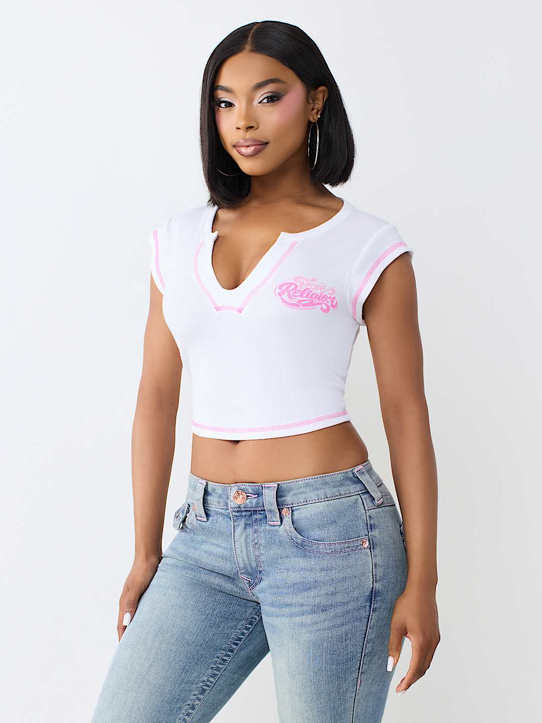 CRYSTAL ICE CREAM RIBBED NOTCH TEE