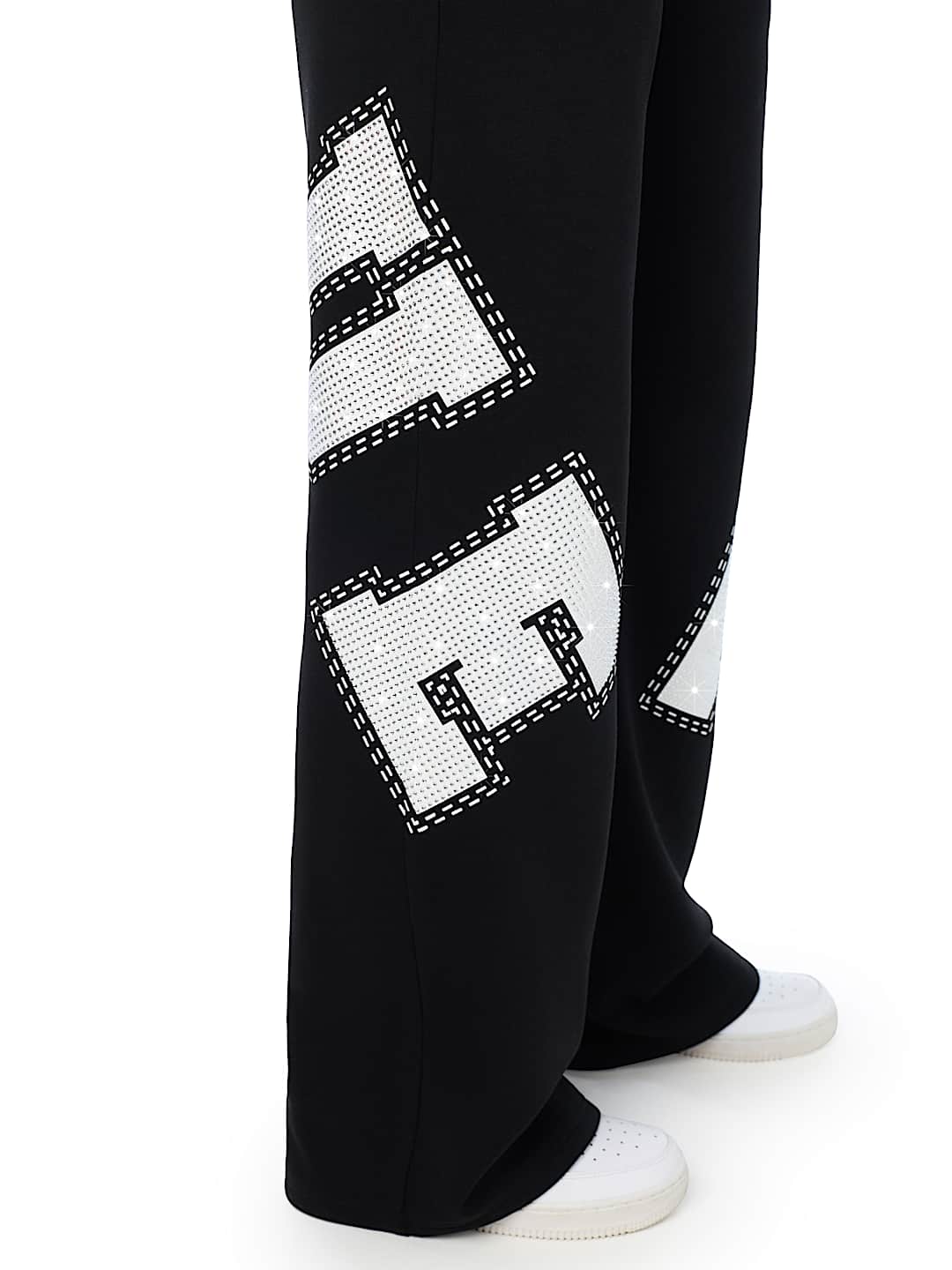 CRYSTAL MID RISE STRAIGHT LEG SWEATPANT