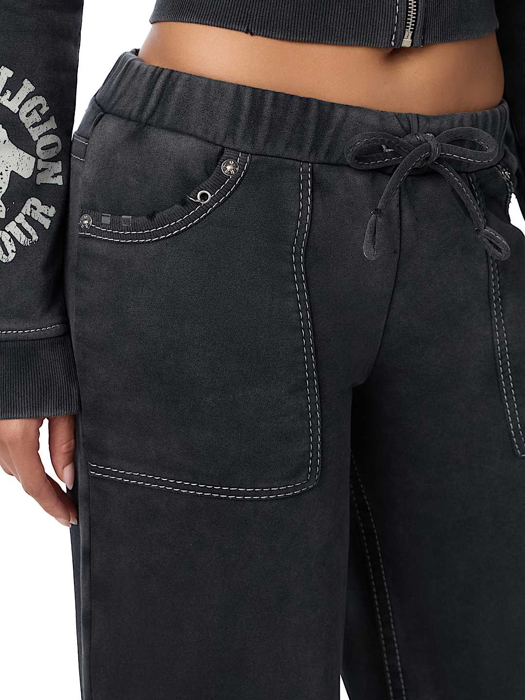 WASHED BIG T PIERCING SWEATPANT