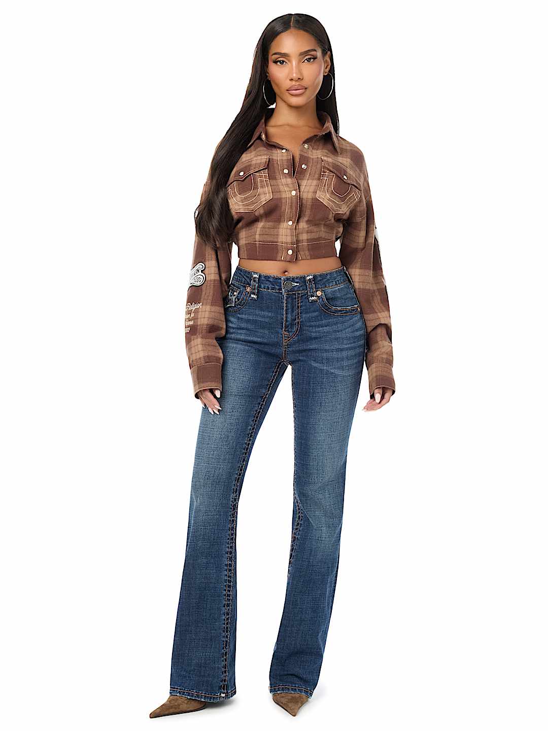 BECCA MID RISE APPLIQU&Eacute; SUPER T FLAP BOOTCUT JEAN