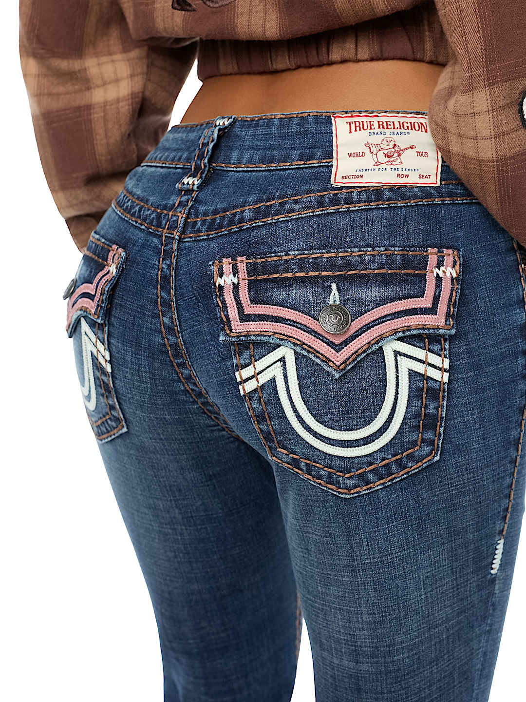 BECCA MID RISE APPLIQU&Eacute; SUPER T FLAP BOOTCUT JEAN