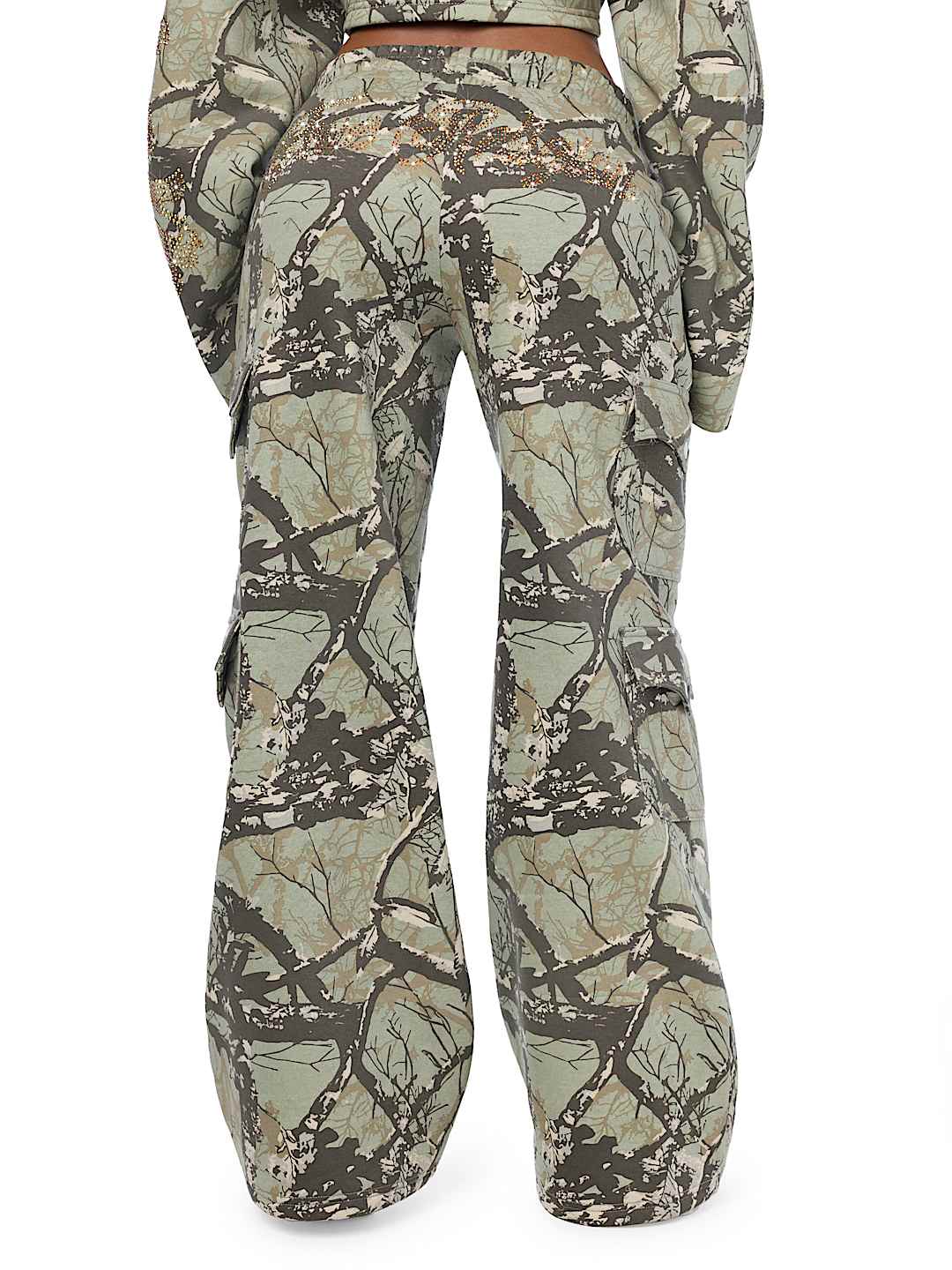 BEDAZZLED CAMO CARGO WIDE LEG BAGGY SWEATPANT