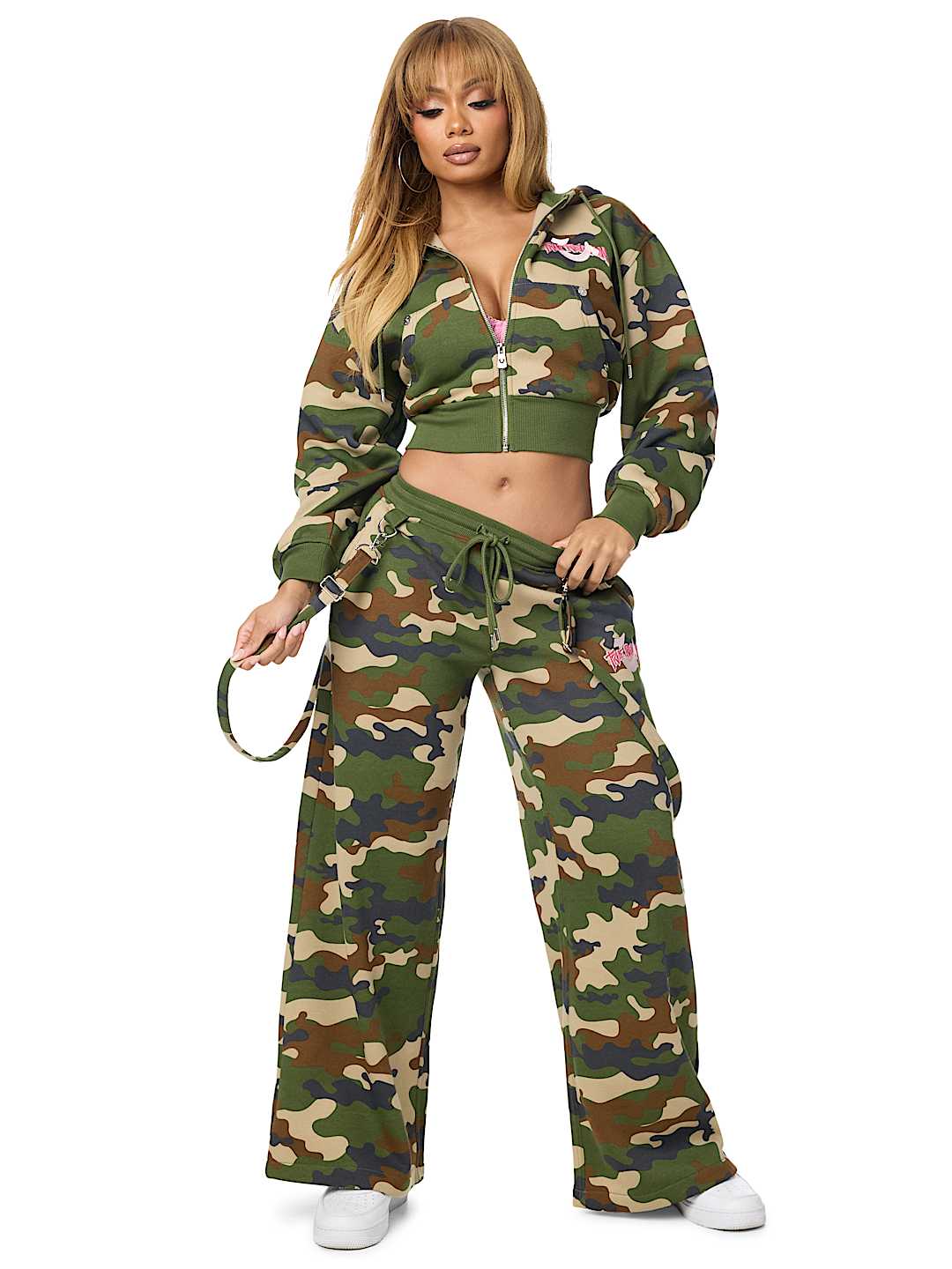 EMBROIDERED CAMO OVERALL BAGGY SWEATPANT
