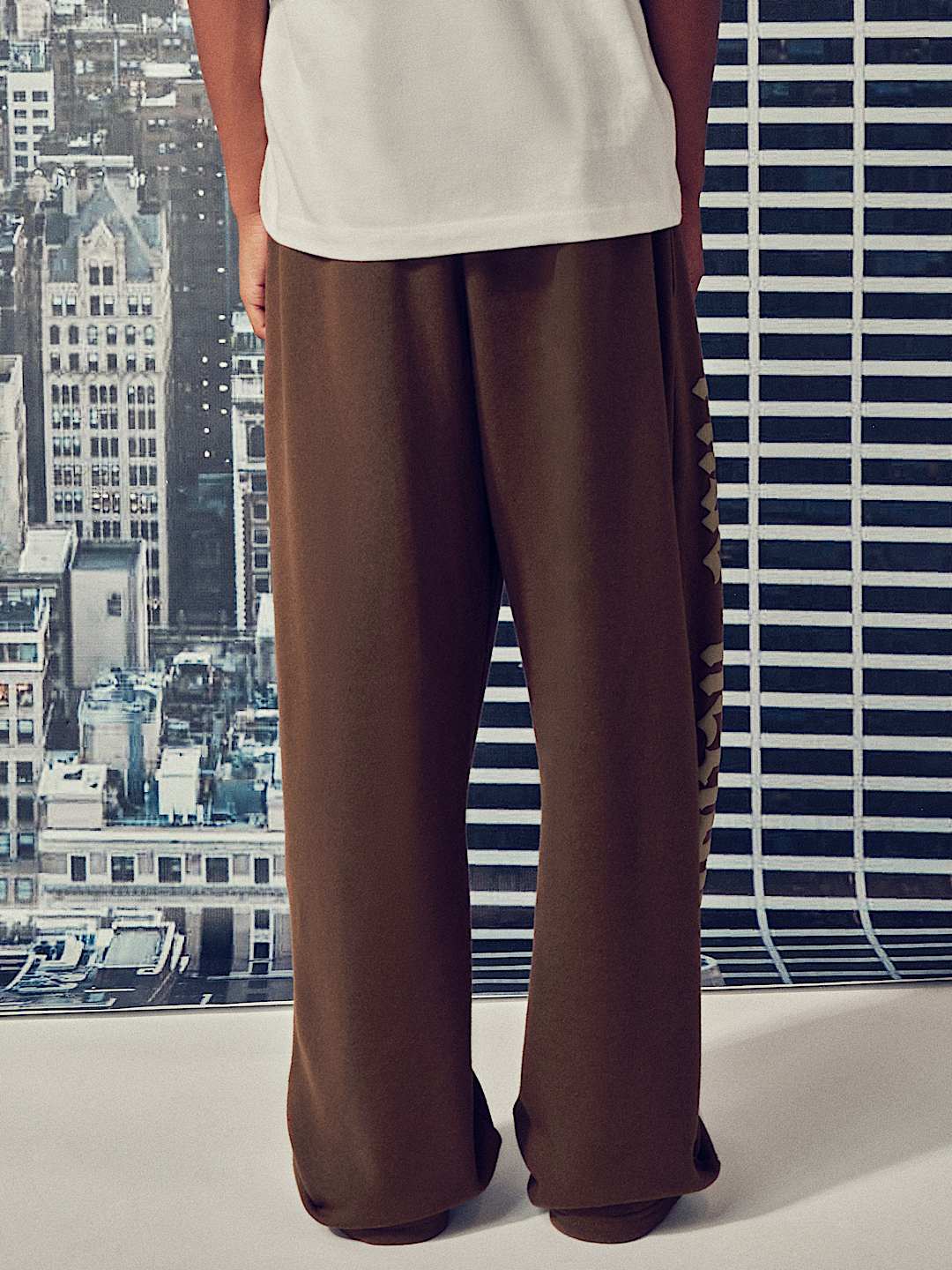 BOYS SCRIPT SWEATPANT