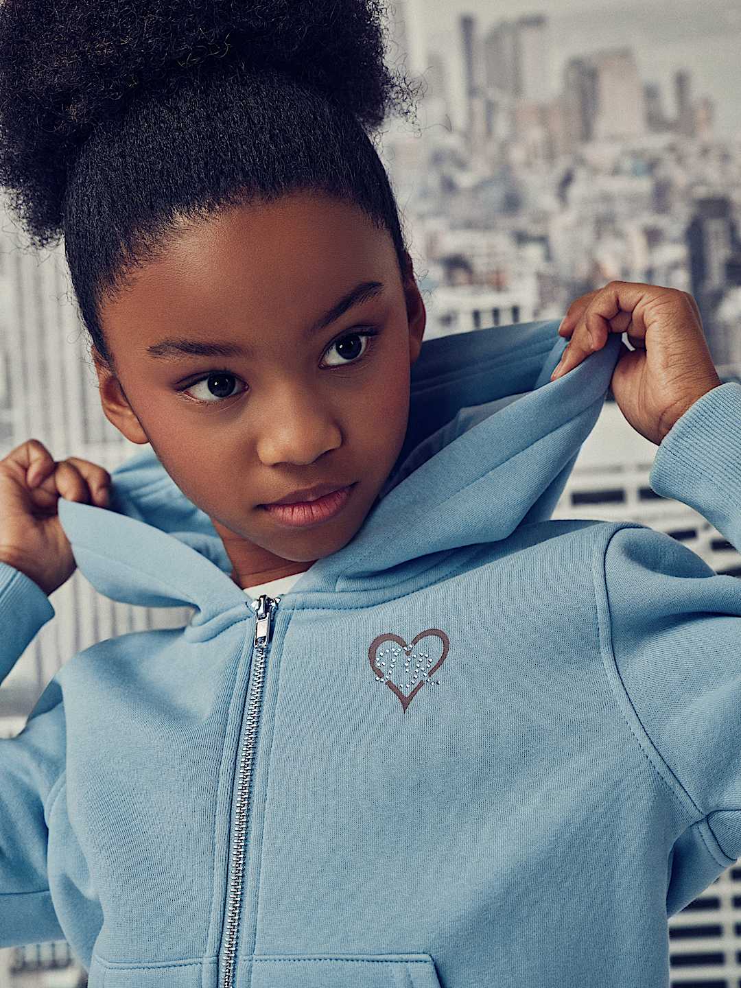 GIRLS HEART ZIP HOODIE
