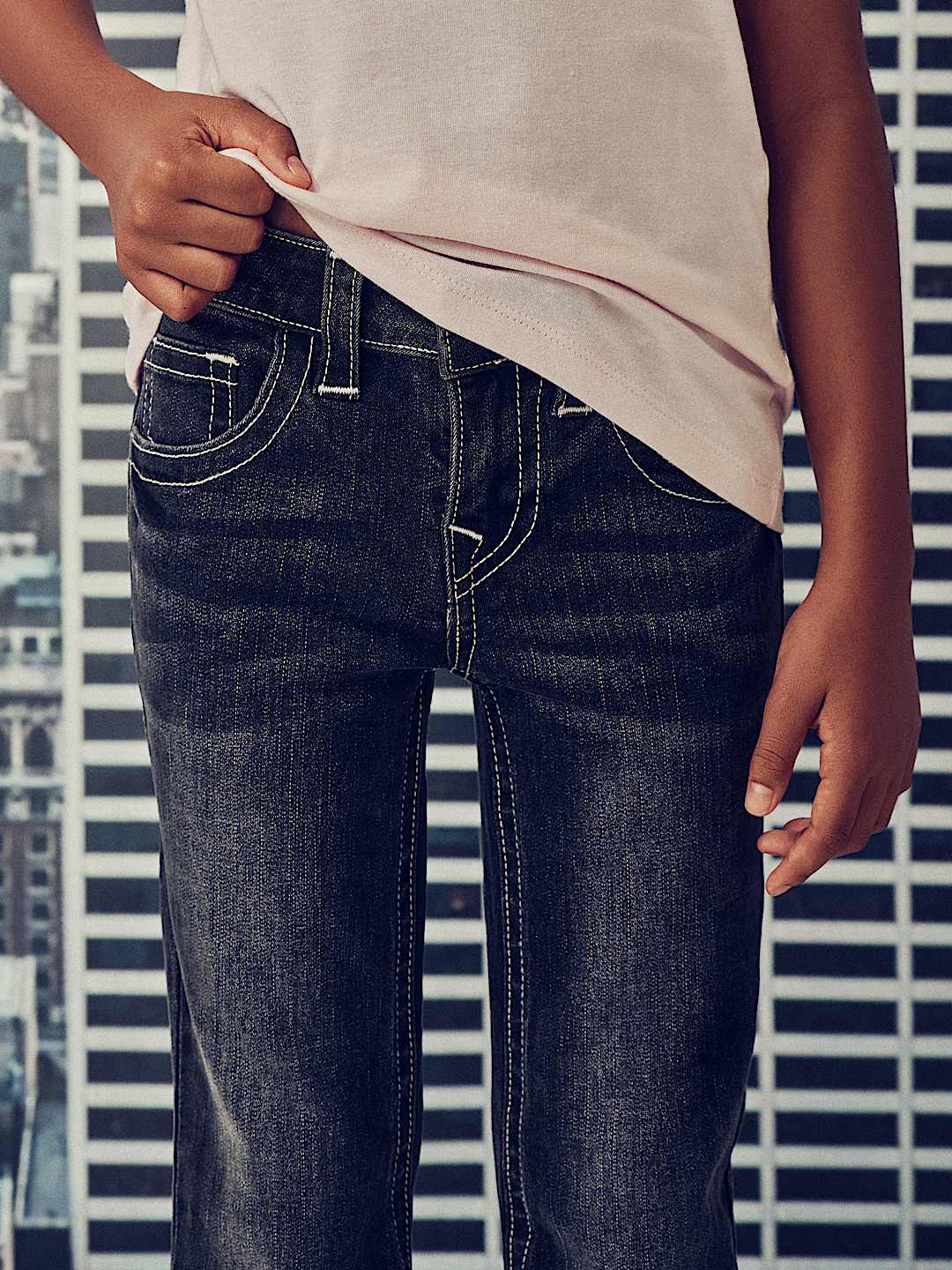JEANS JOEY ACAMPANADOS CON CRISTAL PARA NI&Ntilde;A