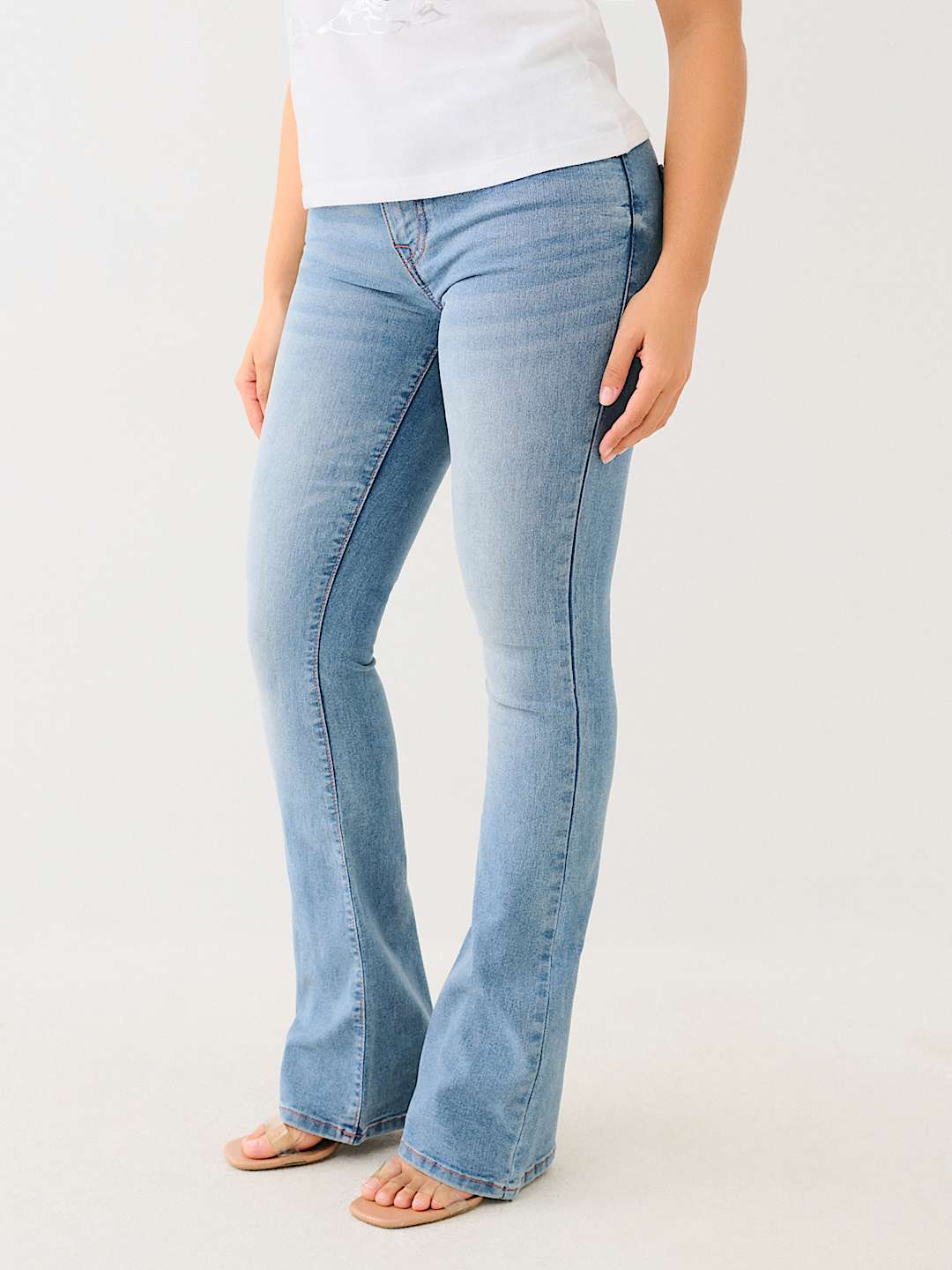 BECCA MID RISE BOOTCUT JEAN