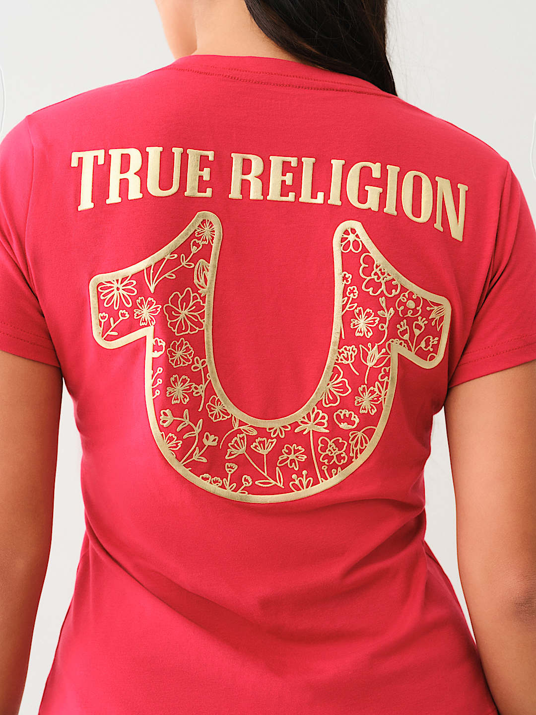 METALLIC FLORAL HORSESHOE V NECK TEE, image 4